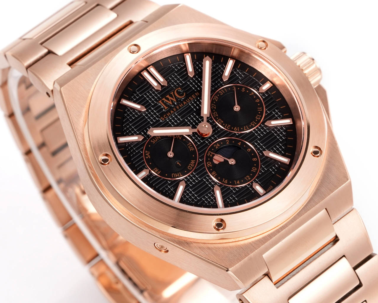 IWC Ingenieur Perpetual Calendar rose gold case, rose gold bezel, black dial, rose gold bracelet 45mm Men's Automatic