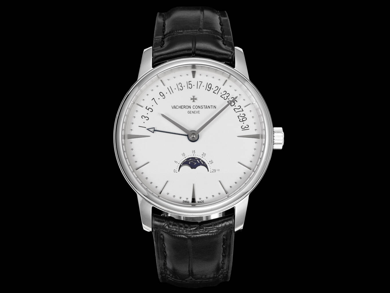 NO:850194,The classic beauty of white gold Vacheron Constantin, appreciate the moonline and retrograde calendar watches of the Vacheron Constantin heritage series!  (Watch model 4010U/000R-B329) The watch continues the pure and simple style of the heritage series, perfectly combining the elegant and charming moon phase function with the retrograde calendar display, which is both classic and very connotative. It uses a self-made Cal.  Look for 1347975 back cover code,vacheron19860909白 金 Vacheron constantin 经典之美,品鉴江诗丹顿传承系列的月线和逆跳日历款腕表！（腕表型号4010U/000R-B329）腕表延续了传承系列一贯的纯粹简约风格,将优雅迷人的月相功能与逆跳日历显示完美结合,具备经典又极具内涵的都有魅力.采用自制Cal. R31L机芯（由进口9015机型研发改装）.表体直径42.5毫米 .搭配优质皮带尽显大气！ 认准 1347975 后盖编码,,vacheron,Watch