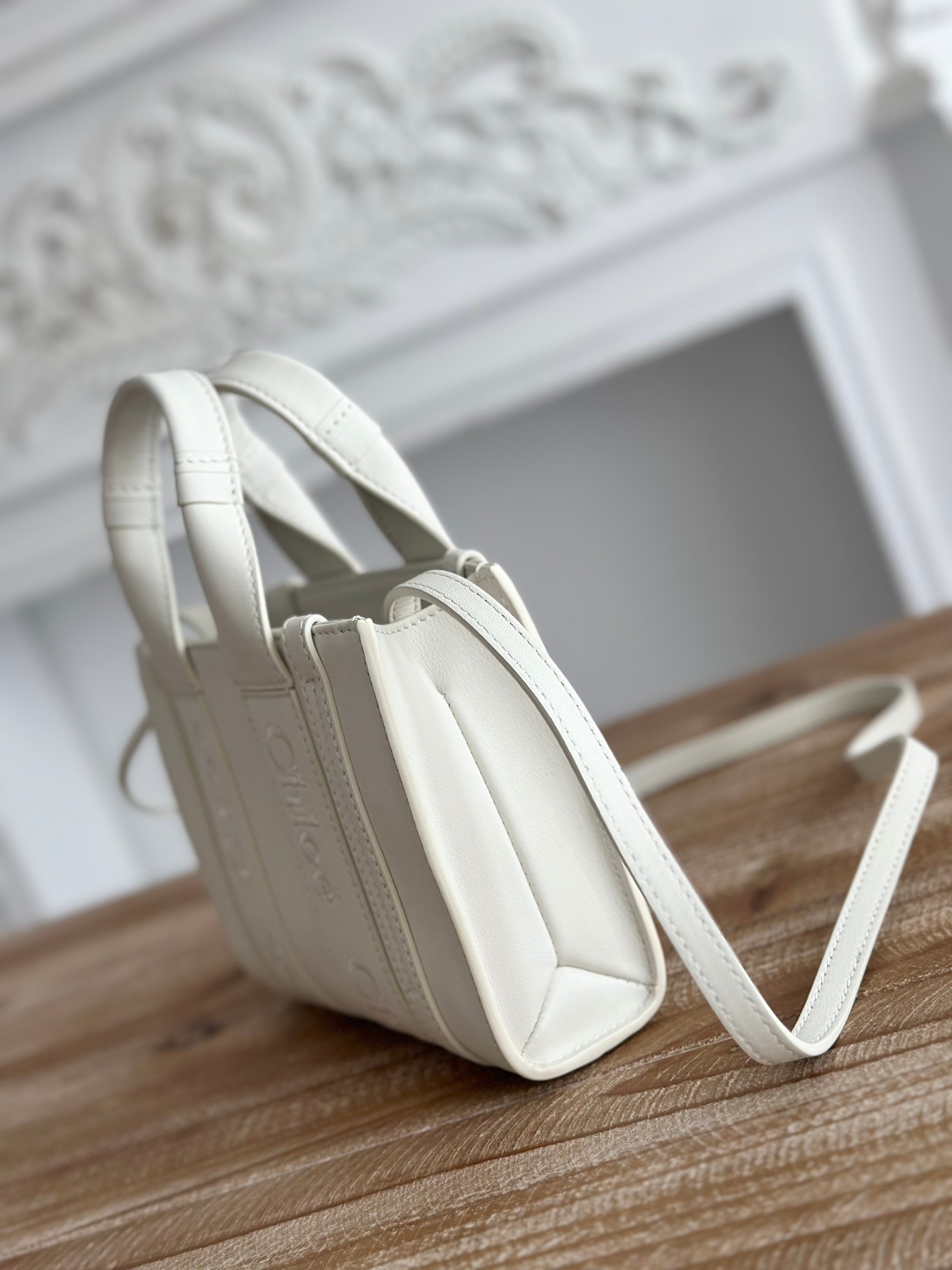 Chloé mini~Moonlight White-Latest launch for spring and summer!