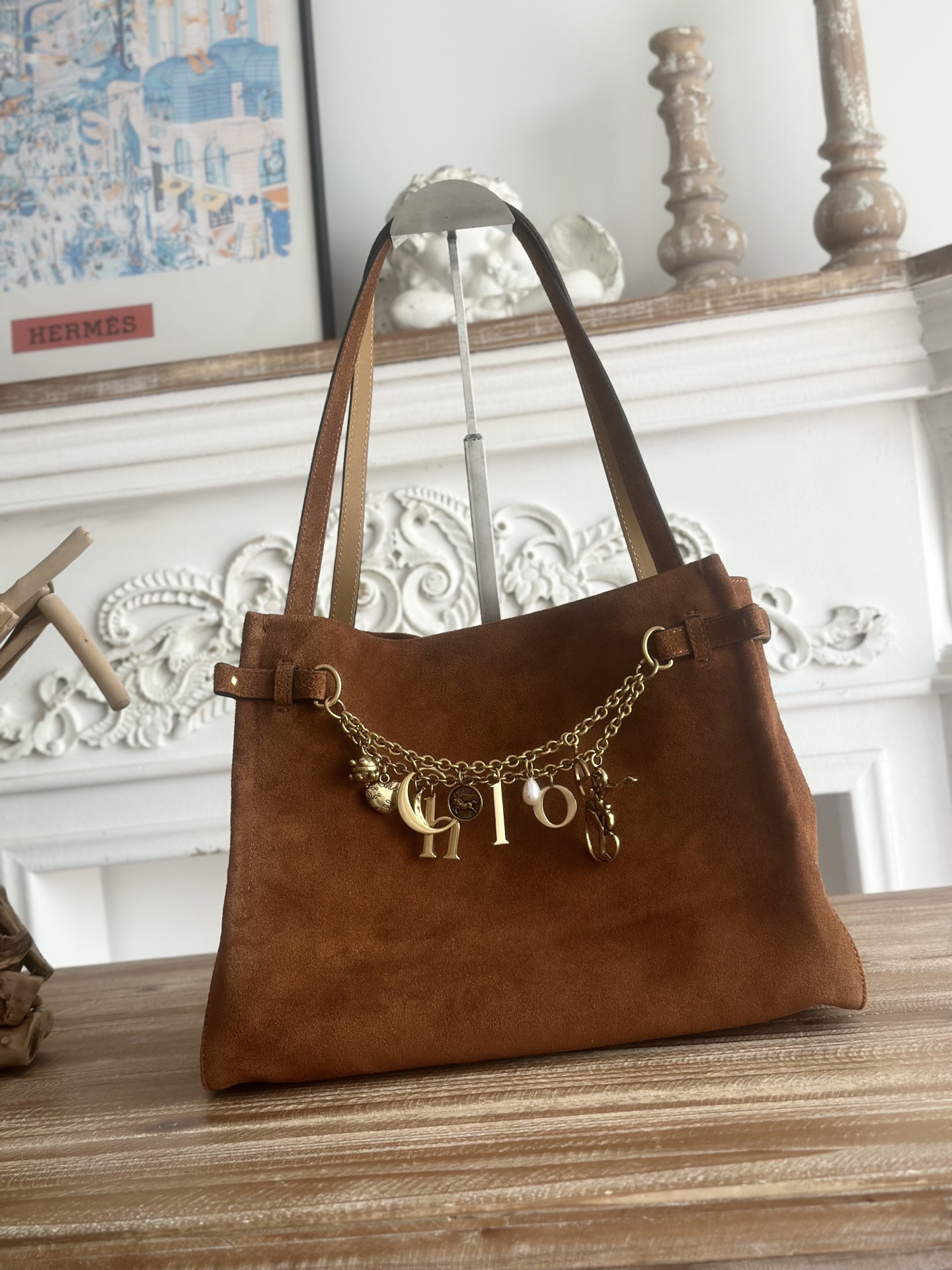 Chloé Product _dk7qfIhFSuybNkjZ5JFeC8U6DL5EzFaff8UoH5Q