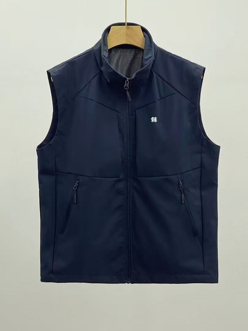 Alternative view of Vest 04260
