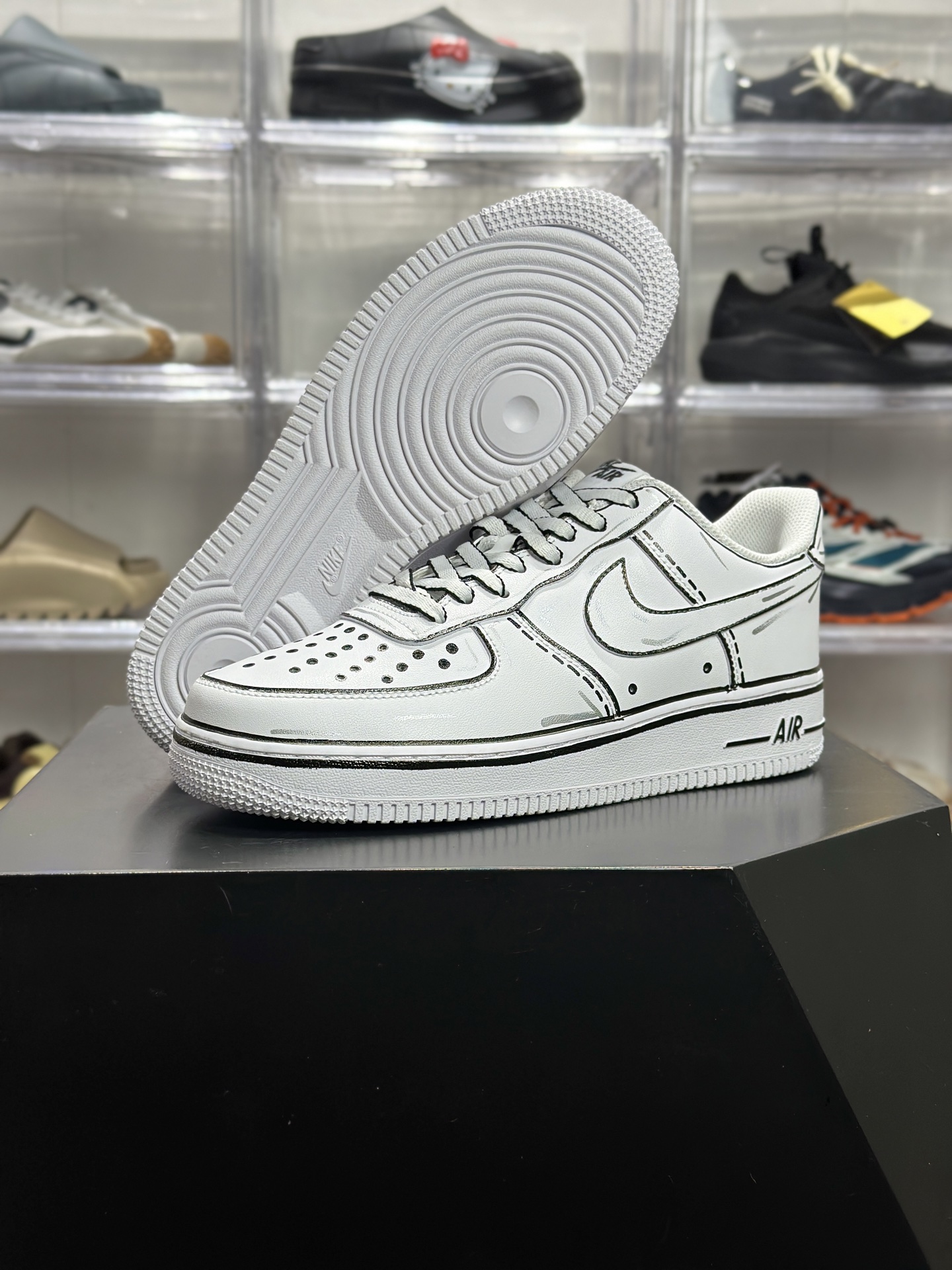 Nike Air Force 1 '07 “Sketch” 手绘线稿板鞋 CV2288-111-High Quatity Cheap Brand wholesale wholesaler seller Clothes Bags handbags Sneakers Top Fashion Clothing Shoes from China Factory Chinese suppliers best Quality Beautiful Price Nike Air Force 1 '07 “Sketch” 手绘线稿板鞋 CV2288-111
