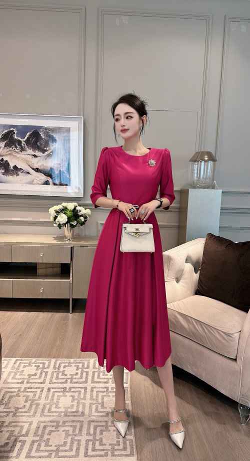 Dior Inspired Elegant Midi Dress - Flattering Silhouette, Versatile Style 1 Dior Inspired Elegant Midi Dress - Flattering Silhouette, Versatile Style