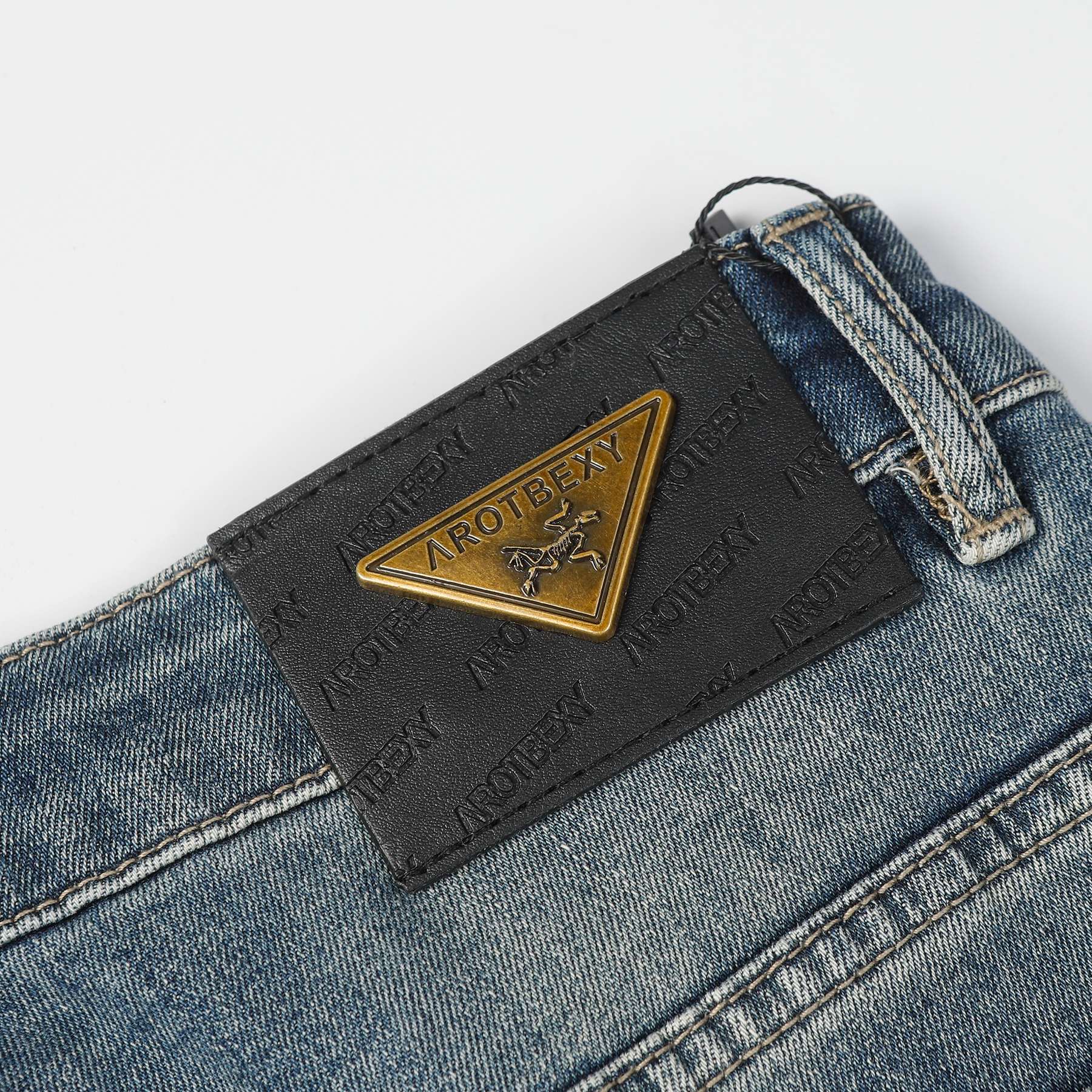 New Single High-End Jeans: Stylish, Comfortable, and Classy! - 图片 3