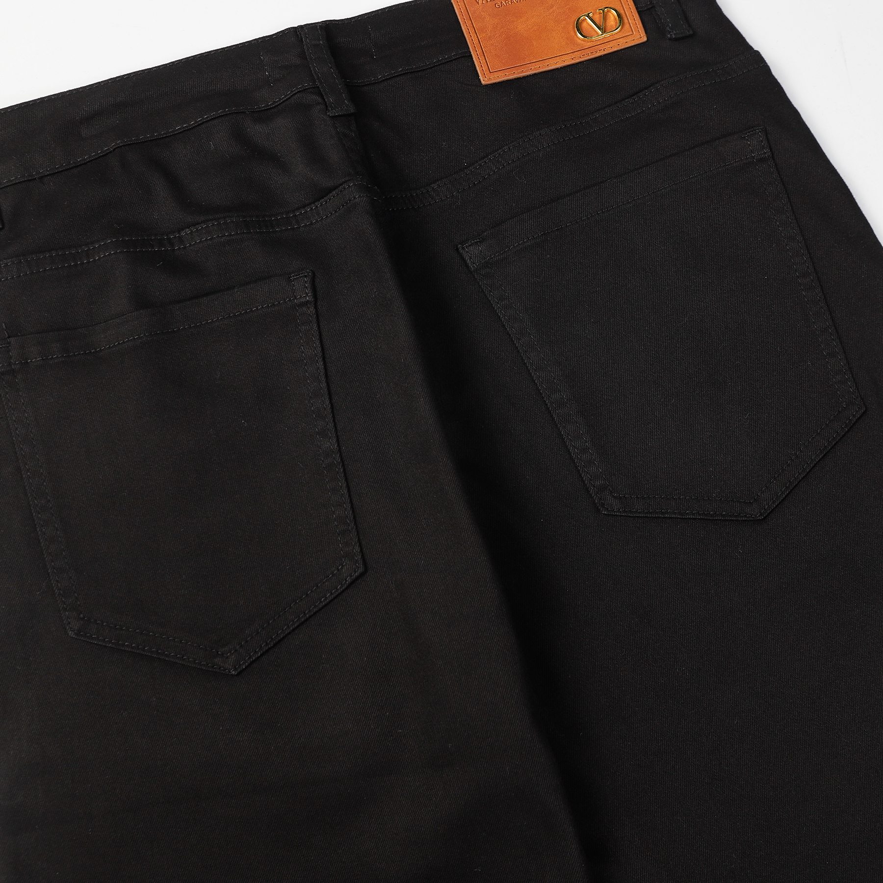Fashionable 2024 Jeans: Innovative Design with Comfort and Style - 图片 5