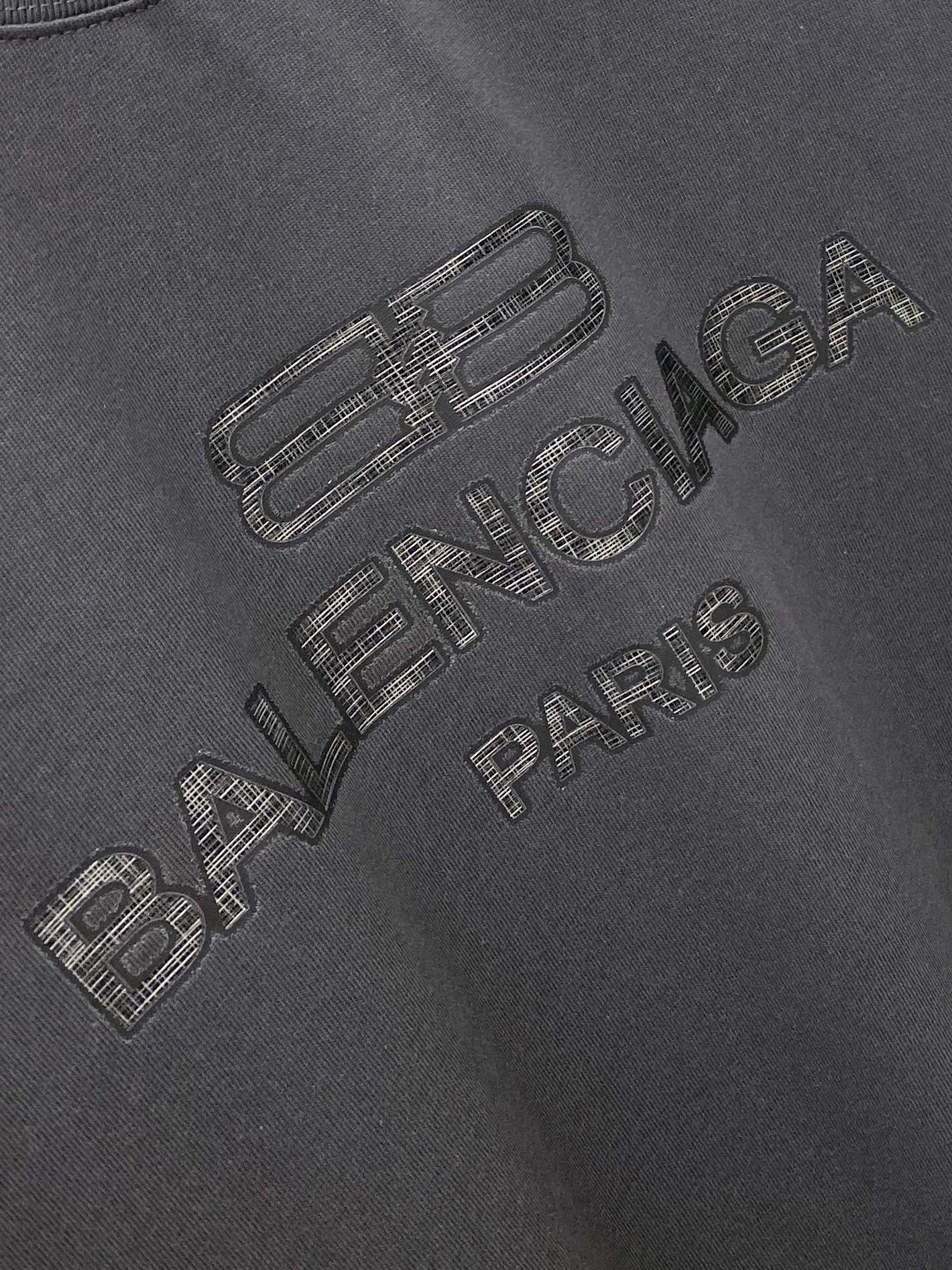 巴黎世家2024新品短袖T恤帅气时尚胸前顶级印胶印花图案字母logo简约百搭款面料棉不仅挺括保持潮流的廓