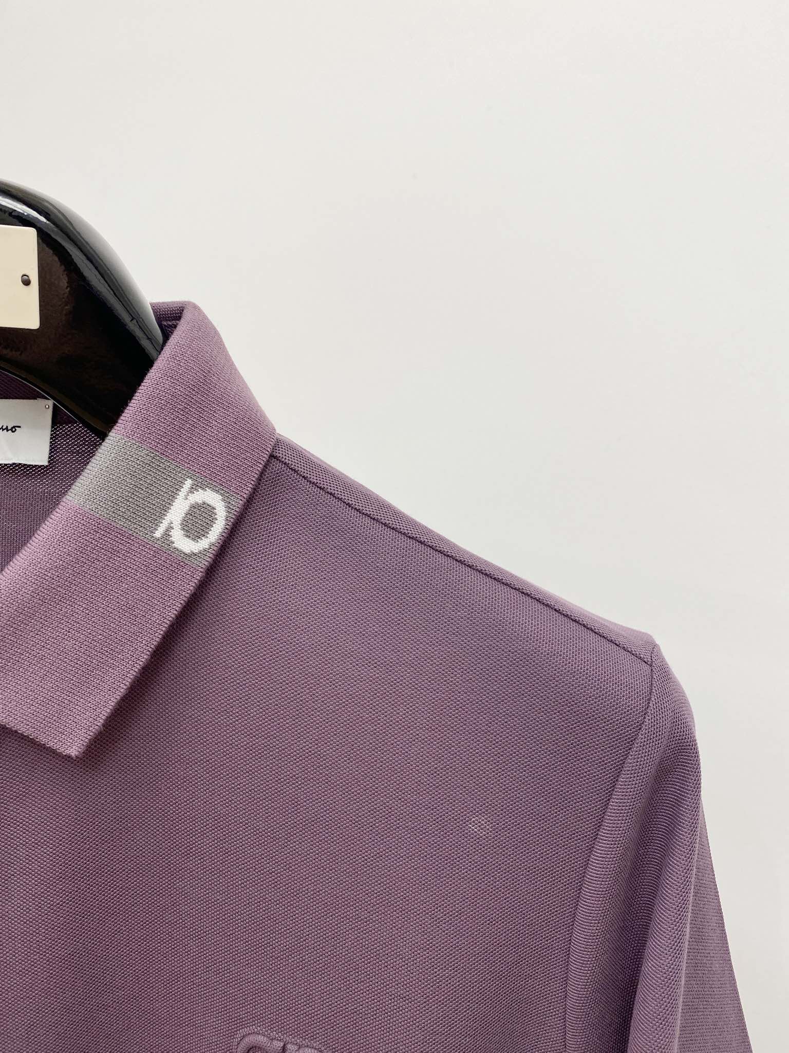 “Firagmu 2025 New Short-Sleeve T-Shirts: Handsome Curvature Design, Cotton Fabric, $100” - 图片 3