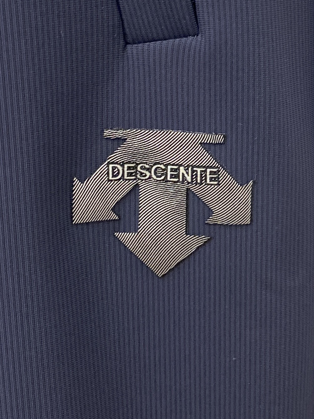  DESCENTE迪桑特、爆款休闲裤 高弹显瘦必爆简约百搭爆款，做工精细，每一针都看得到用心，超多明星网