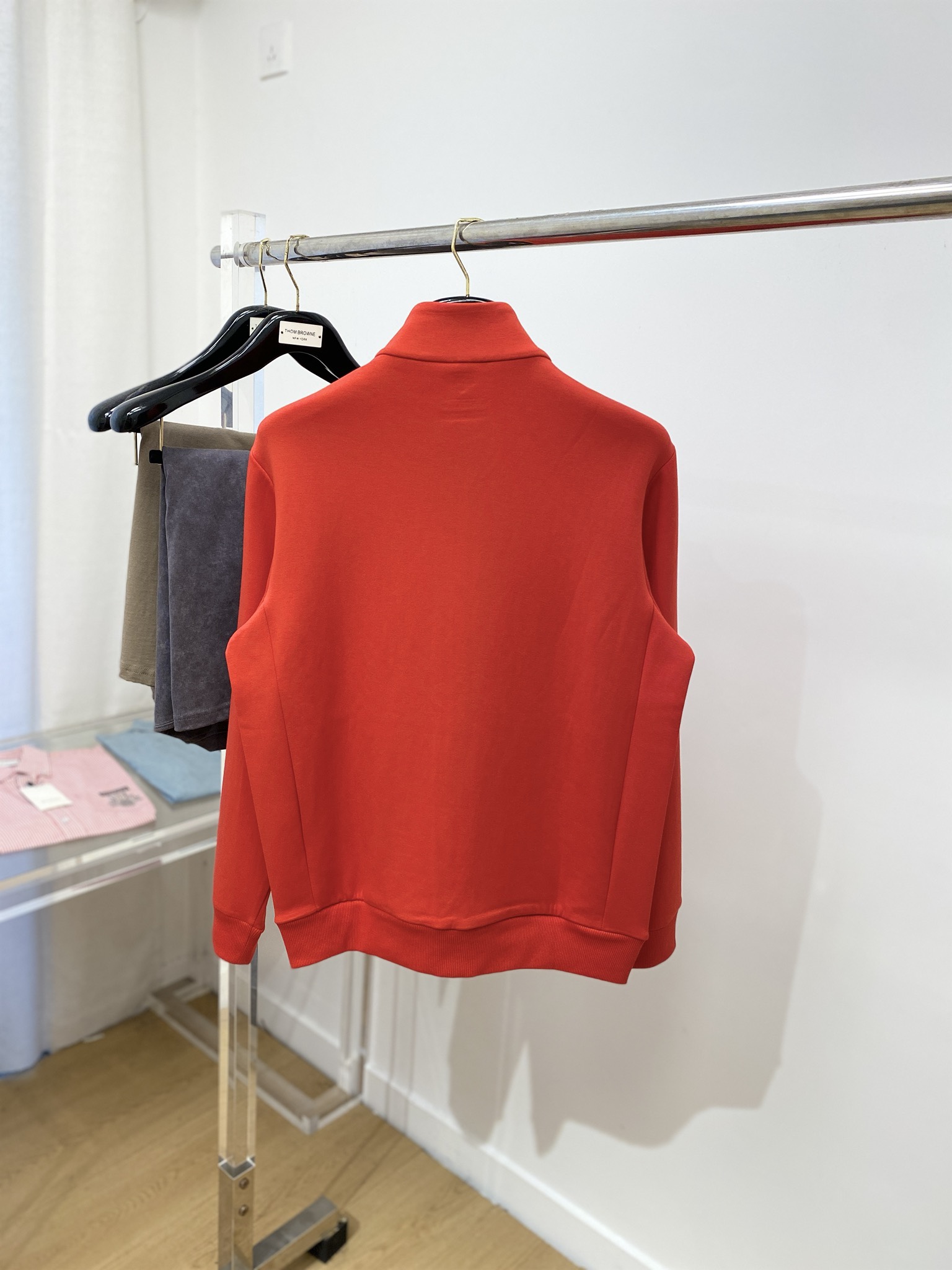 DESCENTE迪桑特、2024新品卫衣外套，帅气时尚，肩部顶级印胶图案logo，简约百搭款。面料棉 不