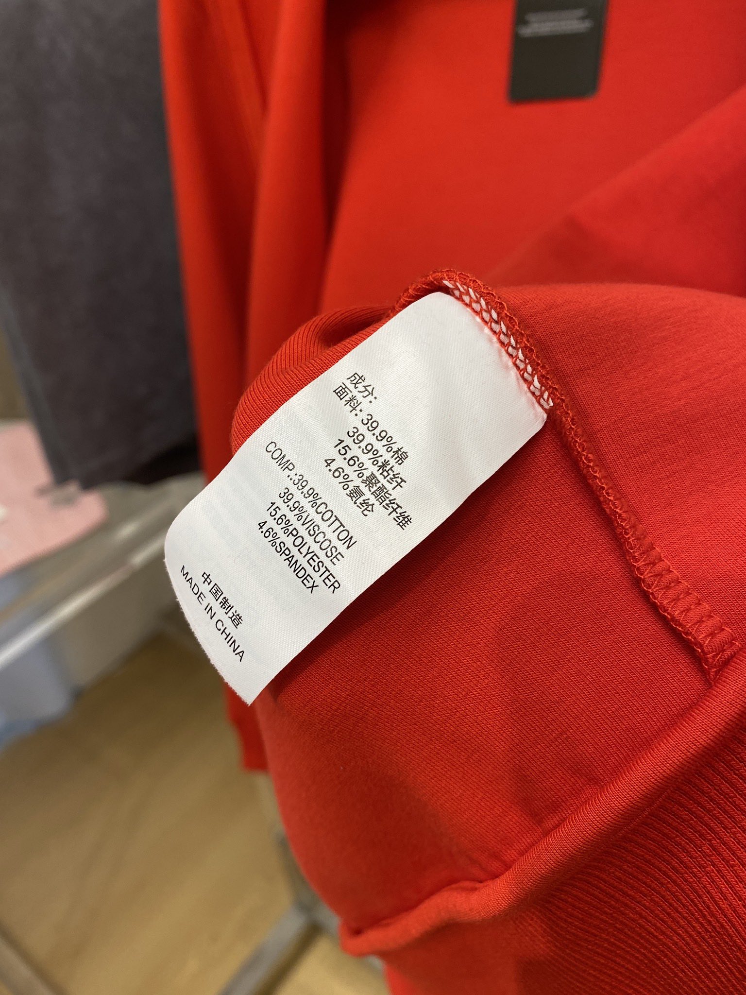 DESCENTE迪桑特、2024新品卫衣外套，帅气时尚，肩部顶级印胶图案logo，简约百搭款。面料棉 不