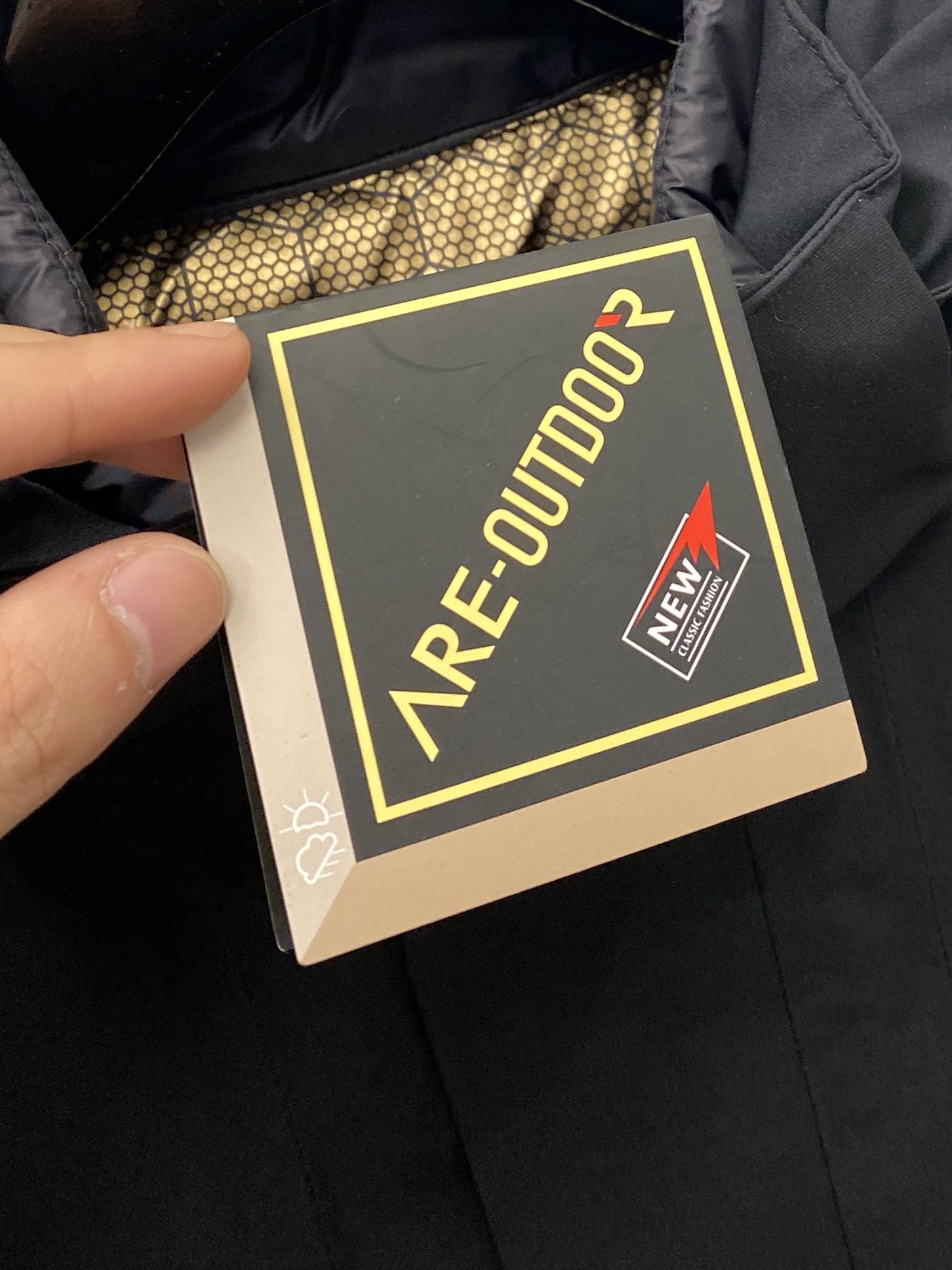  始祖鸟、新品可拆卸羽绒夹克外套，时尚帅气，袖口顶级印花图案logo，简约百搭款，定制原版面料，不仅挺括