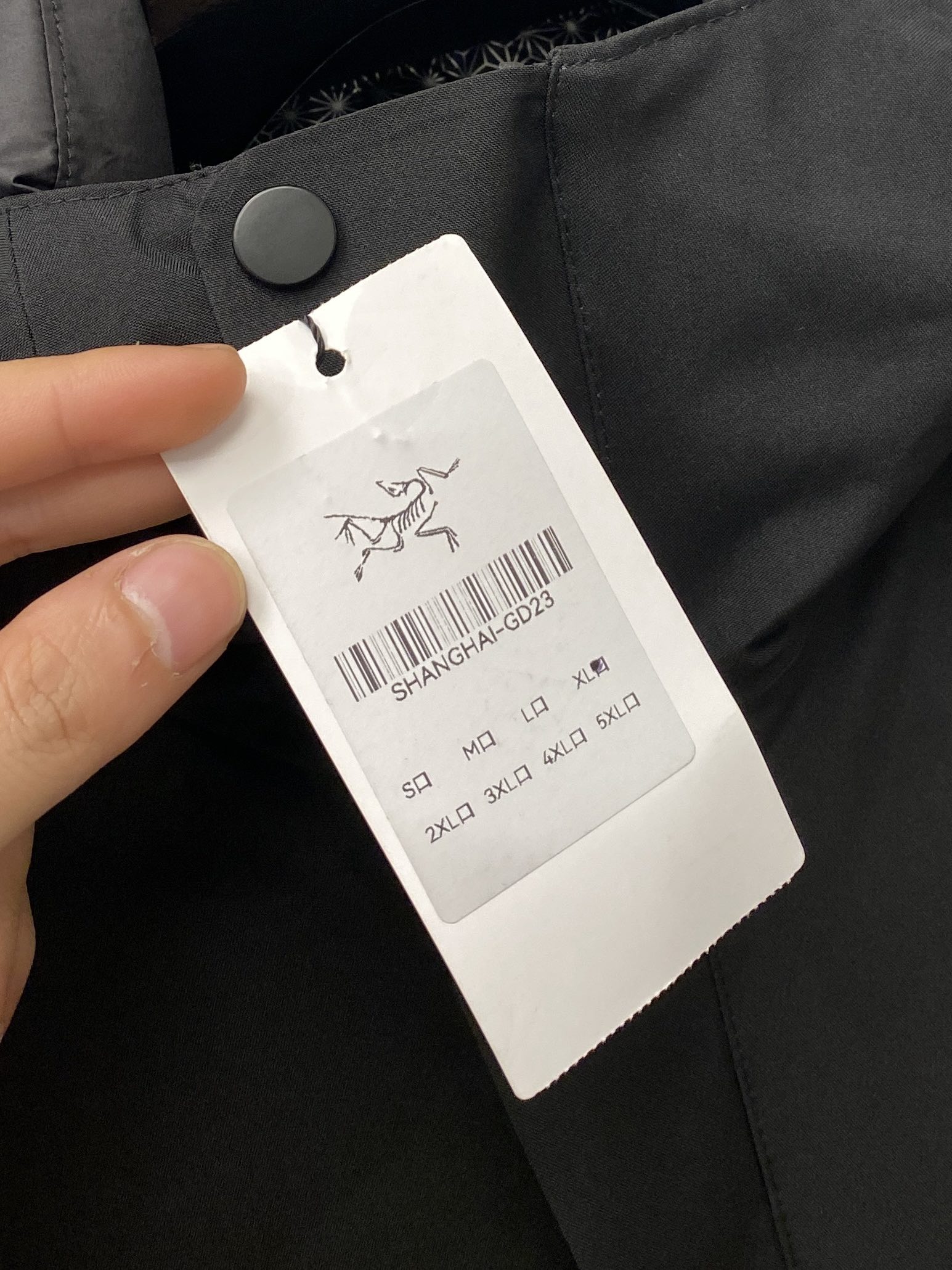  始祖鸟、新品可拆卸羽绒夹克外套，时尚帅气，胸前顶级印胶图案logo，简约百搭款，定制原版面料，不仅挺括