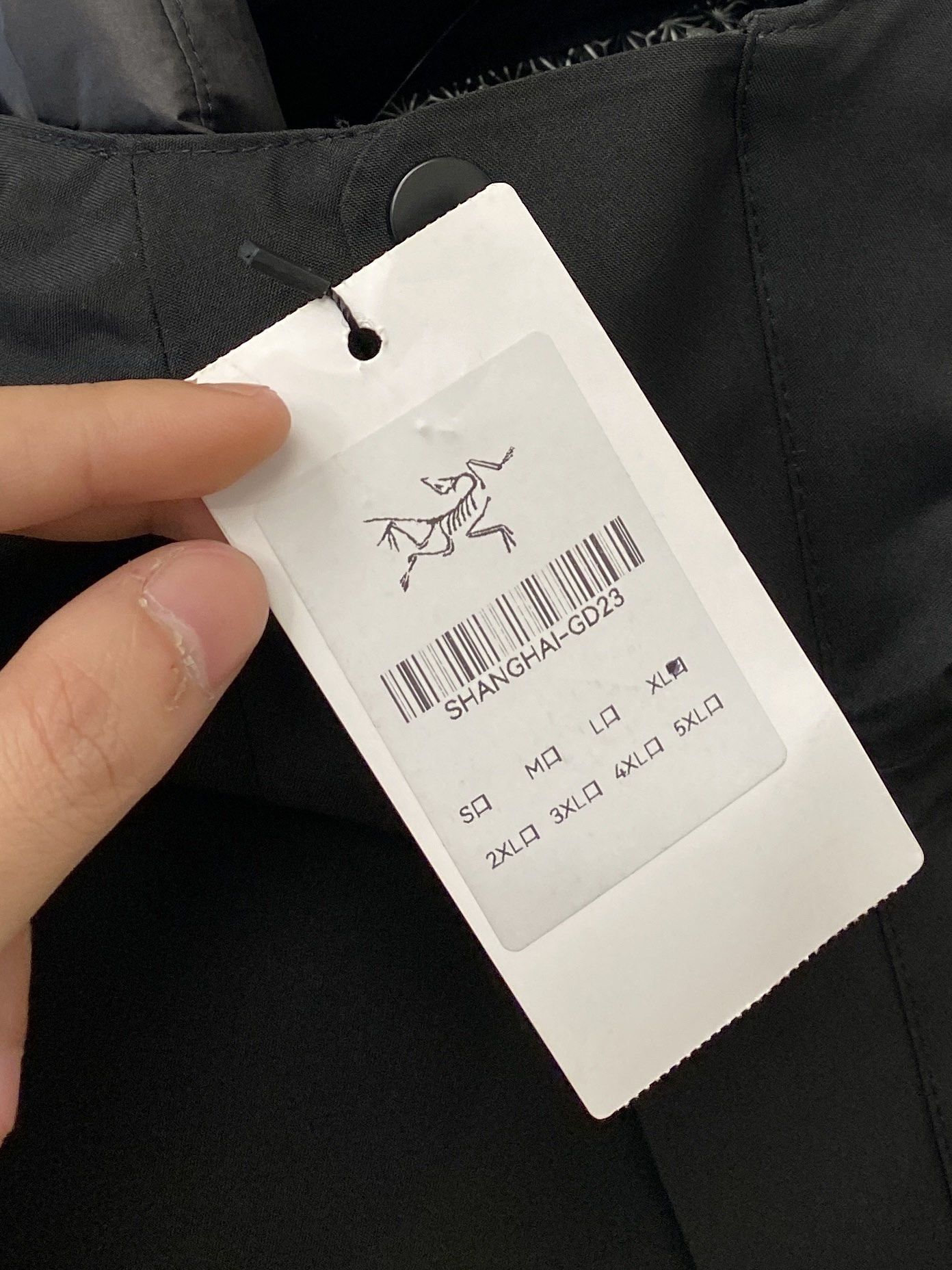  始祖鸟、新品可拆卸羽绒夹克外套，时尚帅气，胸前顶级印胶图案logo，简约百搭款，定制原版面料，不仅挺括