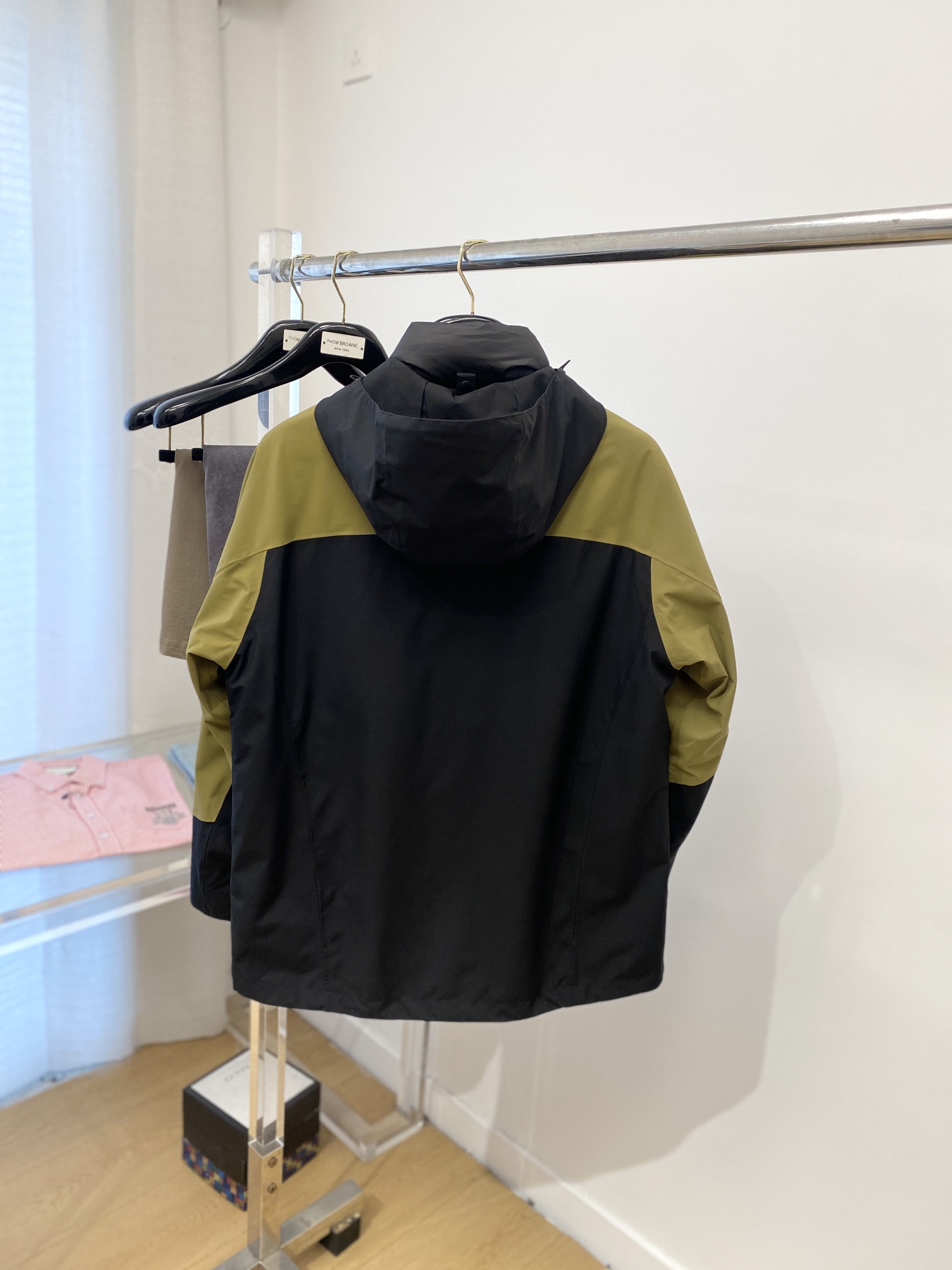  始祖鸟、新品可拆卸羽绒夹克外套，时尚帅气，胸前顶级印花图案logo，简约百搭款，定制原版面料，不仅挺括