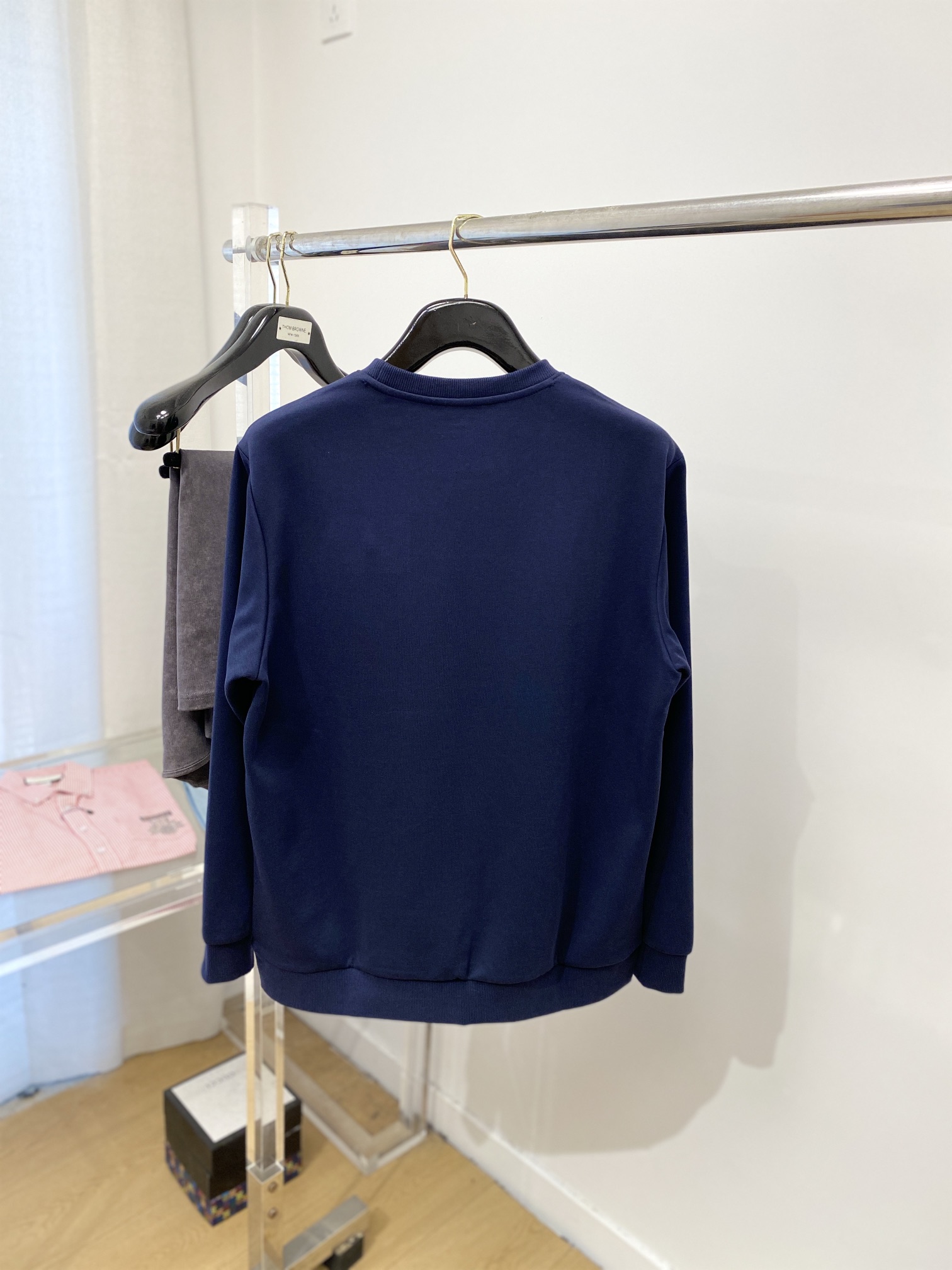 始祖鸟、2024新品卫衣，帅气时尚，胸前顶级印花图案logo，简约百搭款。面料棉 不仅挺括，保持潮流的廓