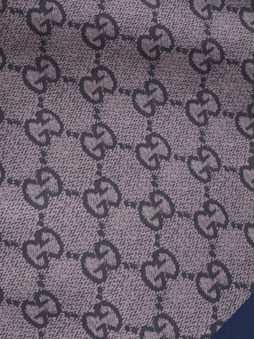 古奇、2025新品夹克外套，时尚帅气，顶级数码定位印花字母logo，简约百搭款，定制原版面料，不仅挺括，