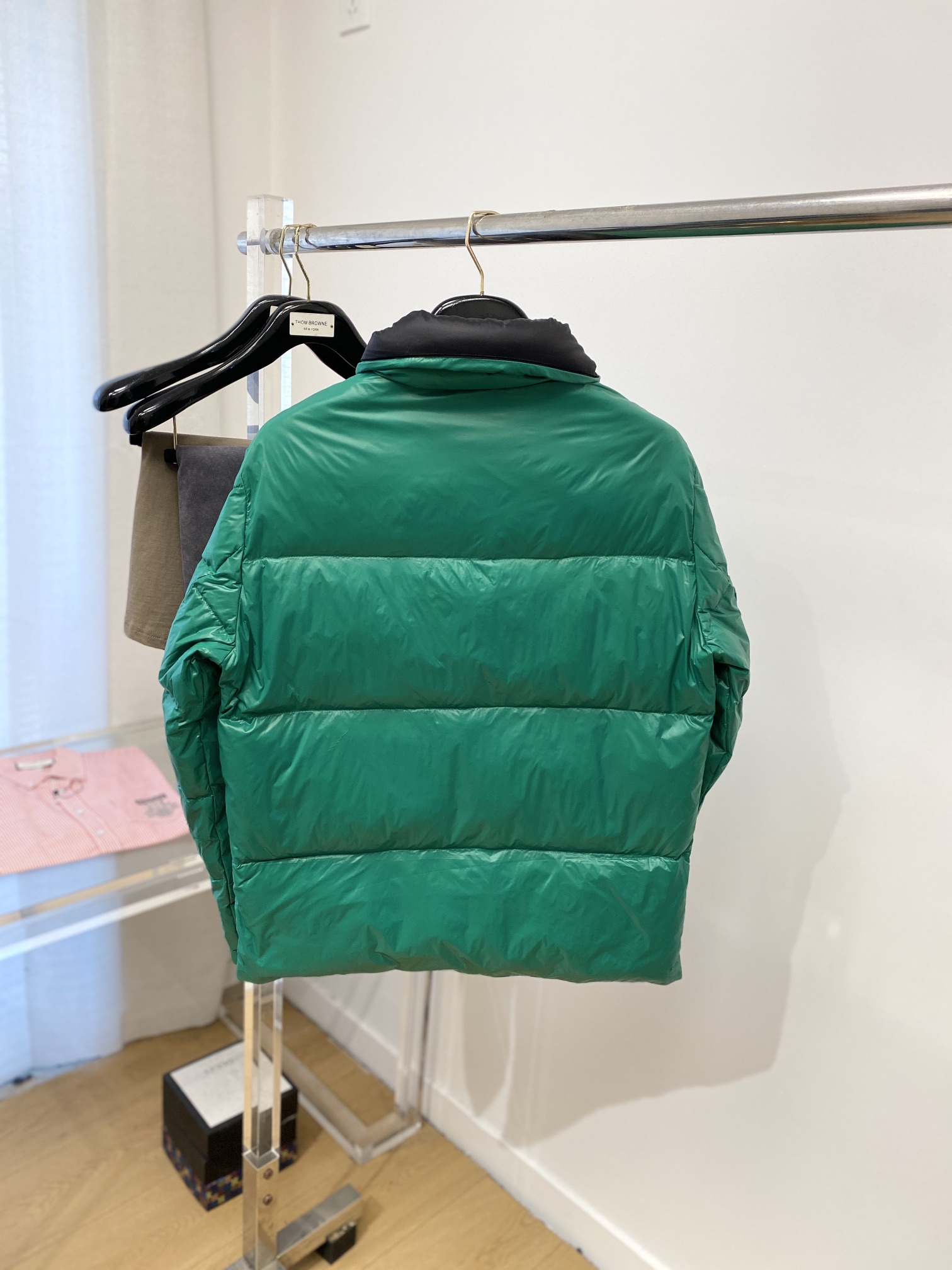 蒙口、2025最新款男士轻薄羽绒服、面料柔软舒适 ．上身版型超赞 ．拉链．辅料都是客供 、进口面料，轻便