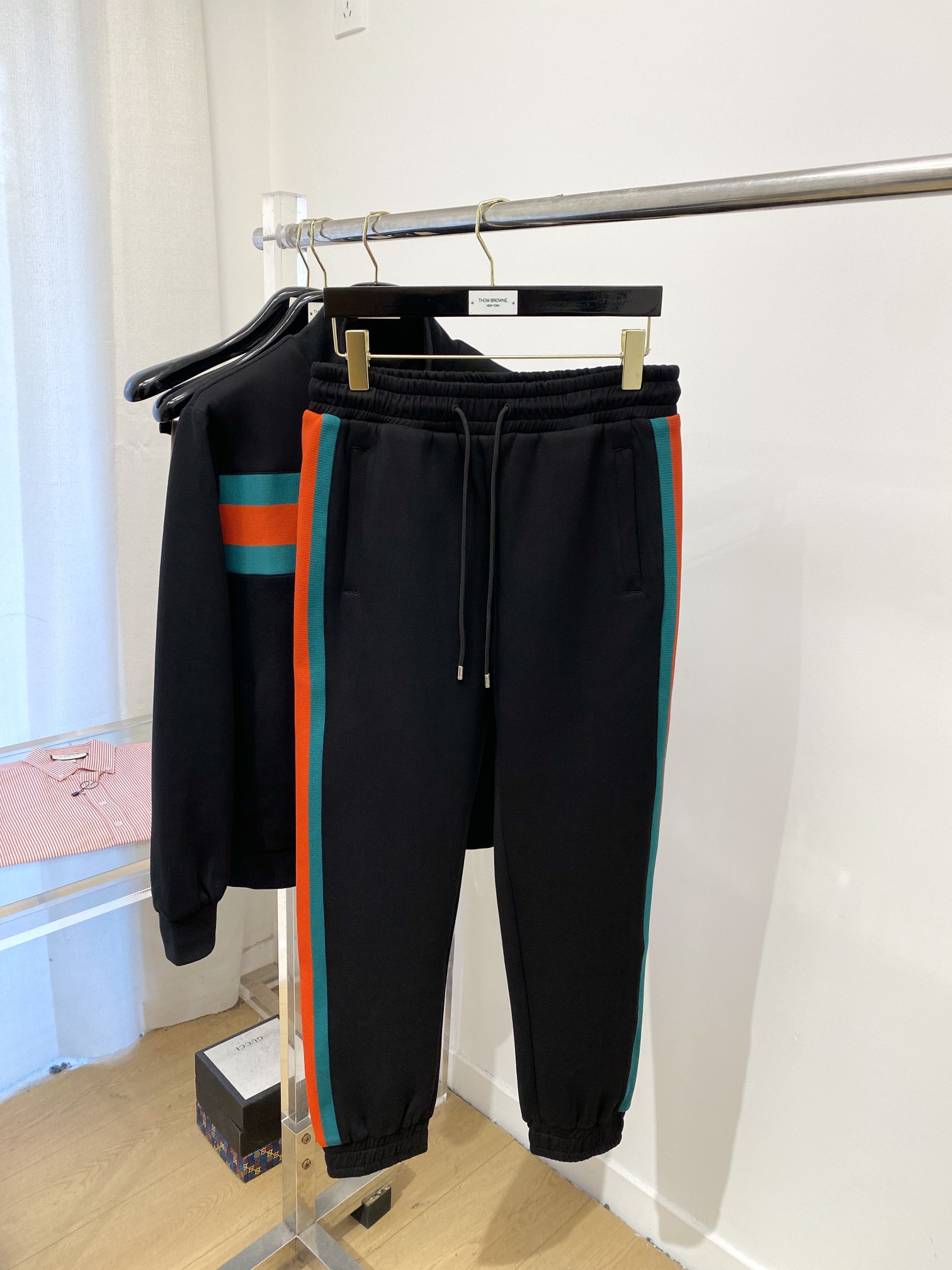  古奇、 2025最新品，时尚休闲套装，顶级原版面料打造，穿着舒适，吸湿性透气性都非常良好，色牢度超高！
