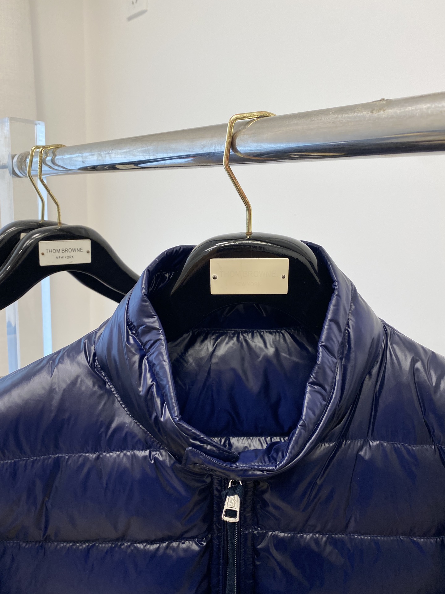 蒙口、2025最新款男士轻薄羽绒服、面料柔软舒适 ．上身版型超赞 ．拉链．辅料都是客供 、进口面料，轻便