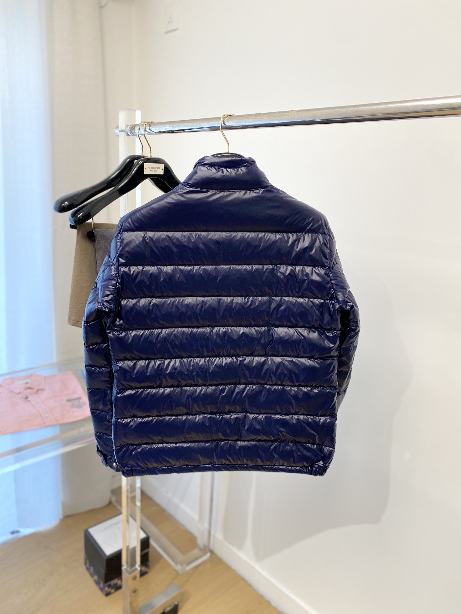 蒙口、2025最新款男士轻薄羽绒服、面料柔软舒适 ．上身版型超赞 ．拉链．辅料都是客供 、进口面料，轻便