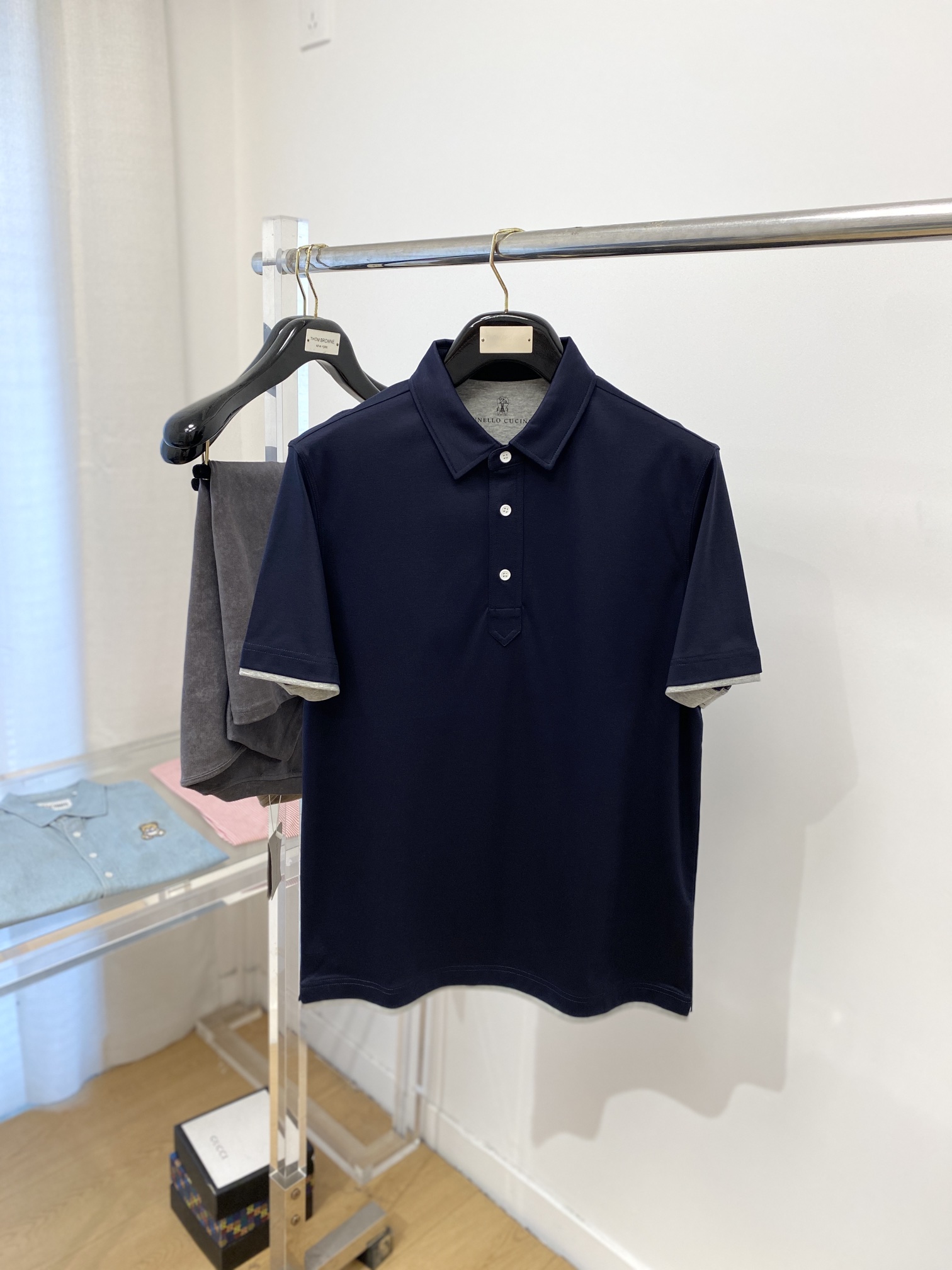 NO:121361,Brunello Cuc1nelli, the latest short-sleeved T-shirt in 2025, handsome and fashionable, simple and versatile. The fabric cotton is not only crisp, maintains the trendy silhouette, but also comfortable to wear, and the yarn is more delicate, the size M- XXXL, brunello cucinelli, T-shirt, tees, t-shirt, alexander wang19860909Brunello Cuc1nelli、 2025最新款短袖T恤,帅气时尚,简约百搭款.面料棉 不仅挺括,保持潮流的廓形,又穿着舒适,纱织更细腻,码数M- XXXL,,brunello cucinelli,T-shirt,tees，t-shirt,alexander wang,Men's clothing