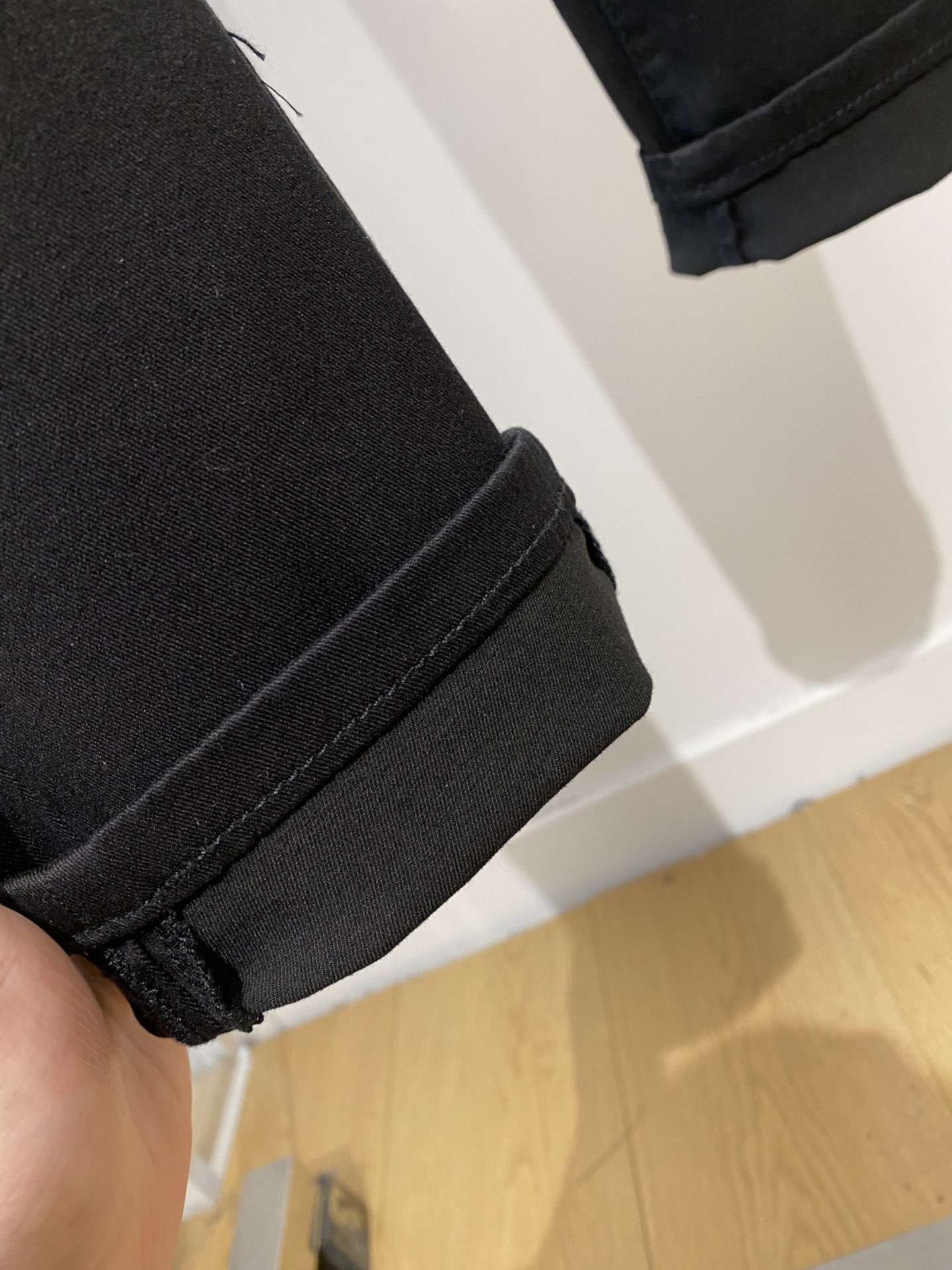 LV、2025最新品，专柜同步有售，原单狠货，水洗休闲牛仔裤，进口原版水洗弹力面料，舒适有弹性，原版五金