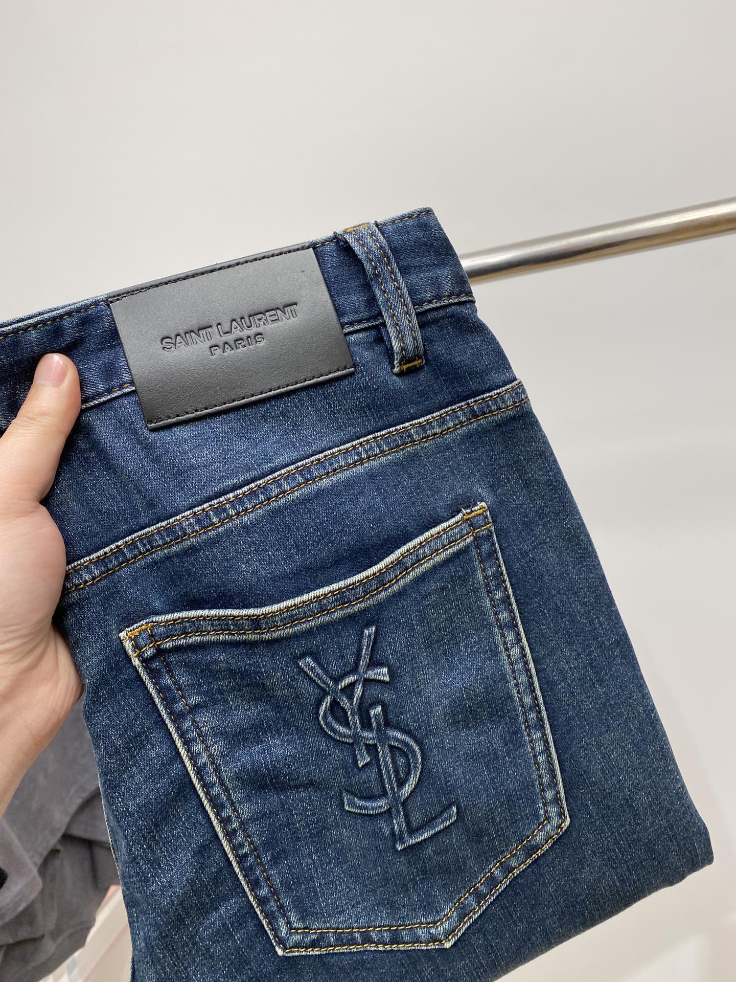 NO:123203,YSL Saint Laurent, 2025 latest products, special counters are available at the same time, original singles, washable casual jeans, imported original washable elastic fabric, comfortable and elastic, original hardware and auxiliary decorative logo, super positive style, extremely high grade, counter quality, fashionable and stylish upper body, 29-40, saint laurent, saint laurent, jeans, alexander wang19860909YSL 圣罗兰、2025最新品,专柜同步有售,原单狠货,水洗休闲牛仔裤,进口原版水洗弹力面料,舒适有弹性,原版五金辅料装饰logo,版型超正,档次极高,专柜品质,上身时尚有型,码数29-40,,saint laurent,saint laurent,jeans,alexander wang,Men's clothing