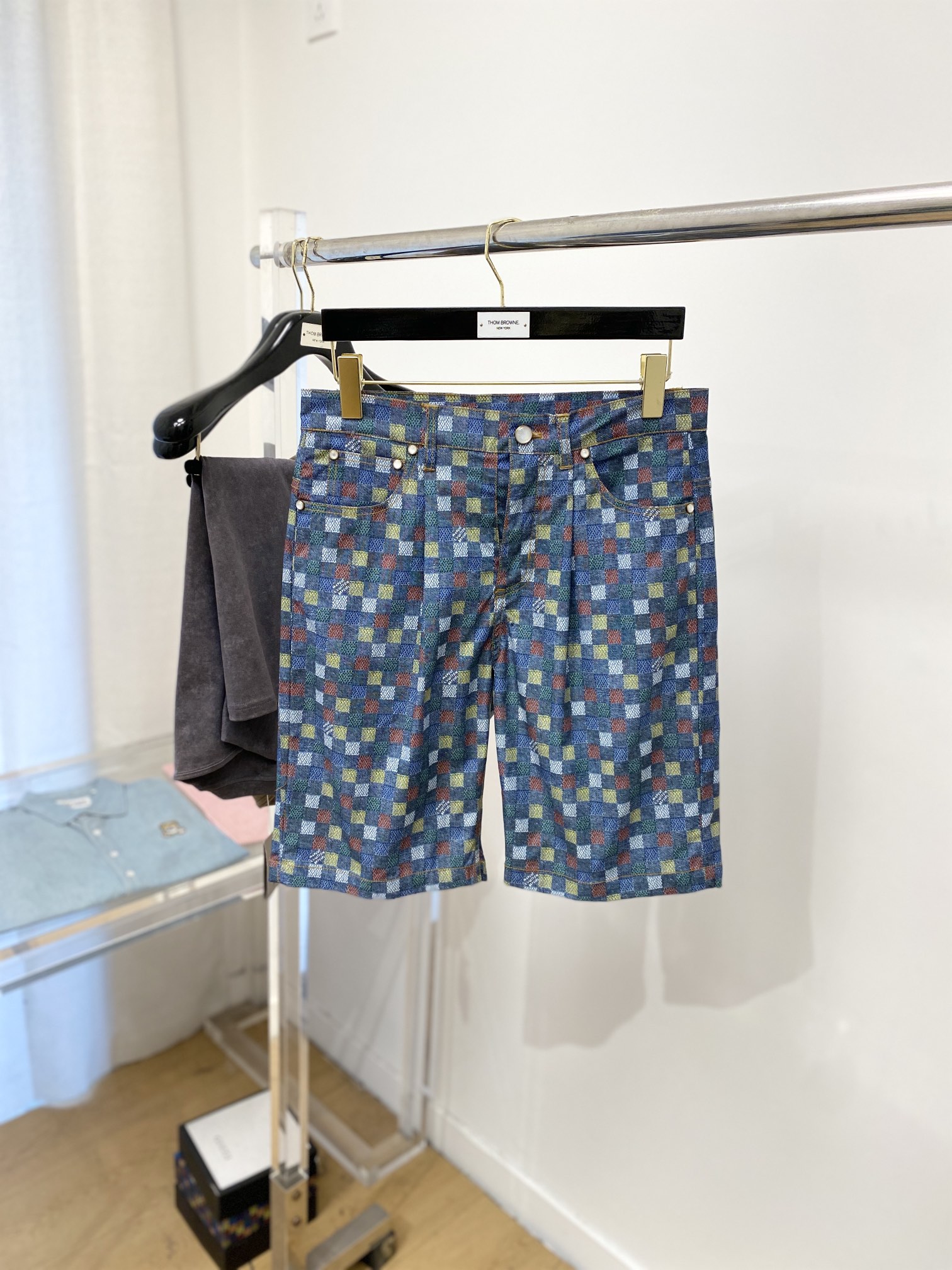 NO:123232,Louis Vuitton, popular casual shorts, high elasticity, slimming, simple and versatile, with fine workmanship, every needle can be seen attentively. Many celebrities and internet celebrities love the most, lengthen their body proportions!  Micro-spin ^_^ Comfortable fabric Detailed body code 30-56,,louis vuitton, shorts,alexander wang19860909路易威登、爆款休闲短裤 高弹显瘦必爆简约百搭爆款,做工精细,每一针都看得到用心,超多明星网红最爱 拉长身材比例哦！微弹 ^_^舒适面料 细节体码30-56,,louis vuitton,shorts,alexander wang,Men's clothing