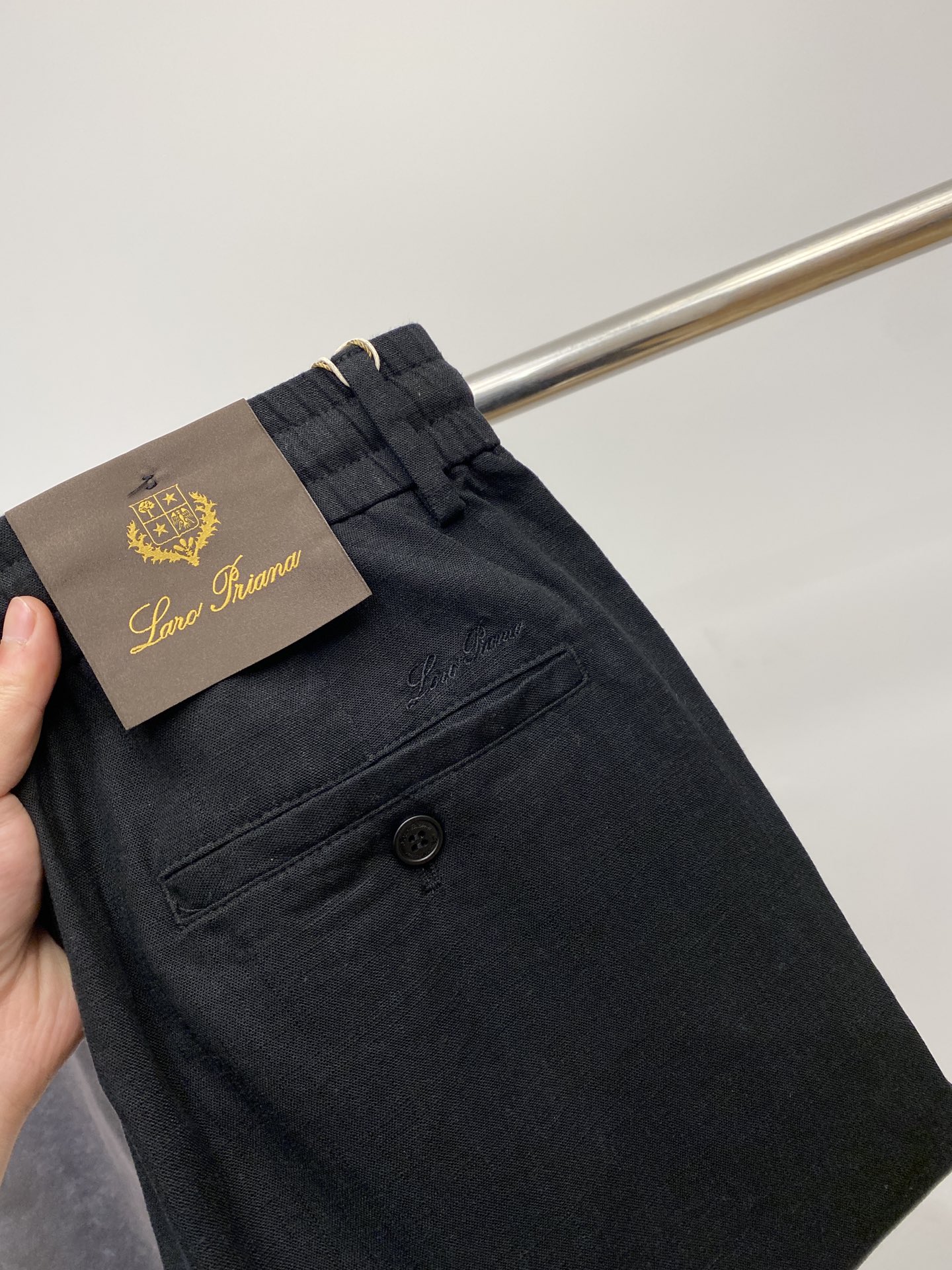 NO:123229,LP, 2025 hot casual pants, high elasticity and slimming, simple and versatile, with fine workmanship, every needle can be seen attentively. Many celebrities and internet celebrities love the most, lengthen their body proportions!  Micro-spin ^_^ Comfortable fabric Details 29-38, Loro piana, alexander wang19860909LP、2025爆款休闲裤 高弹显瘦必爆简约百搭爆款,做工精细,每一针都看得到用心,超多明星网红最爱 拉长身材比例哦！微弹 ^_^舒适面料 细节体码数29-38,,loro piana,alexander wang,Men's clothing