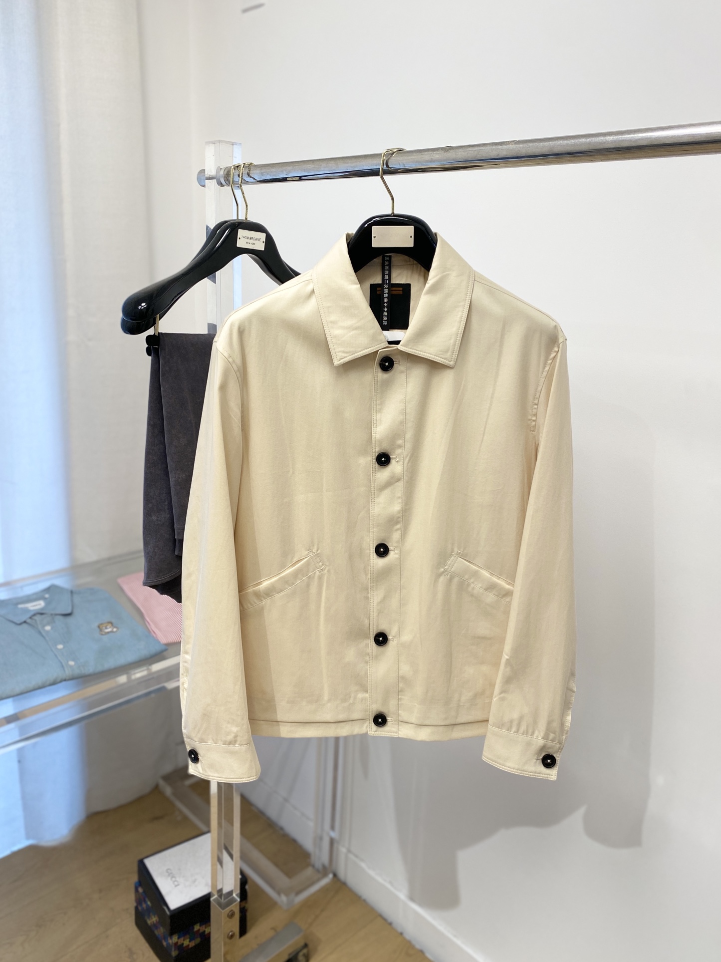 NO:124984,Zenia, 2025 new jacket jacket, fashionable and handsome, simple and versatile style, original auxiliary materials logo, customized original fabric, not only crisp, maintains the trendy silhouette, and is comfortable to wear, the yarn weaving is more delicate, the number M-3XL P, zegna, jackets & coats, jackets & coats, alexander wang19860909杰尼亚、2025新品夹克外套,时尚帅气,简约百搭款,原版辅料logo,定制原版面料,不仅挺括,保持潮流的廓形,又穿着舒适,纱织更细腻,码数M-3XL P,,zegna,jackets & coats,jackets & coats,alexander wang,Men's clothing