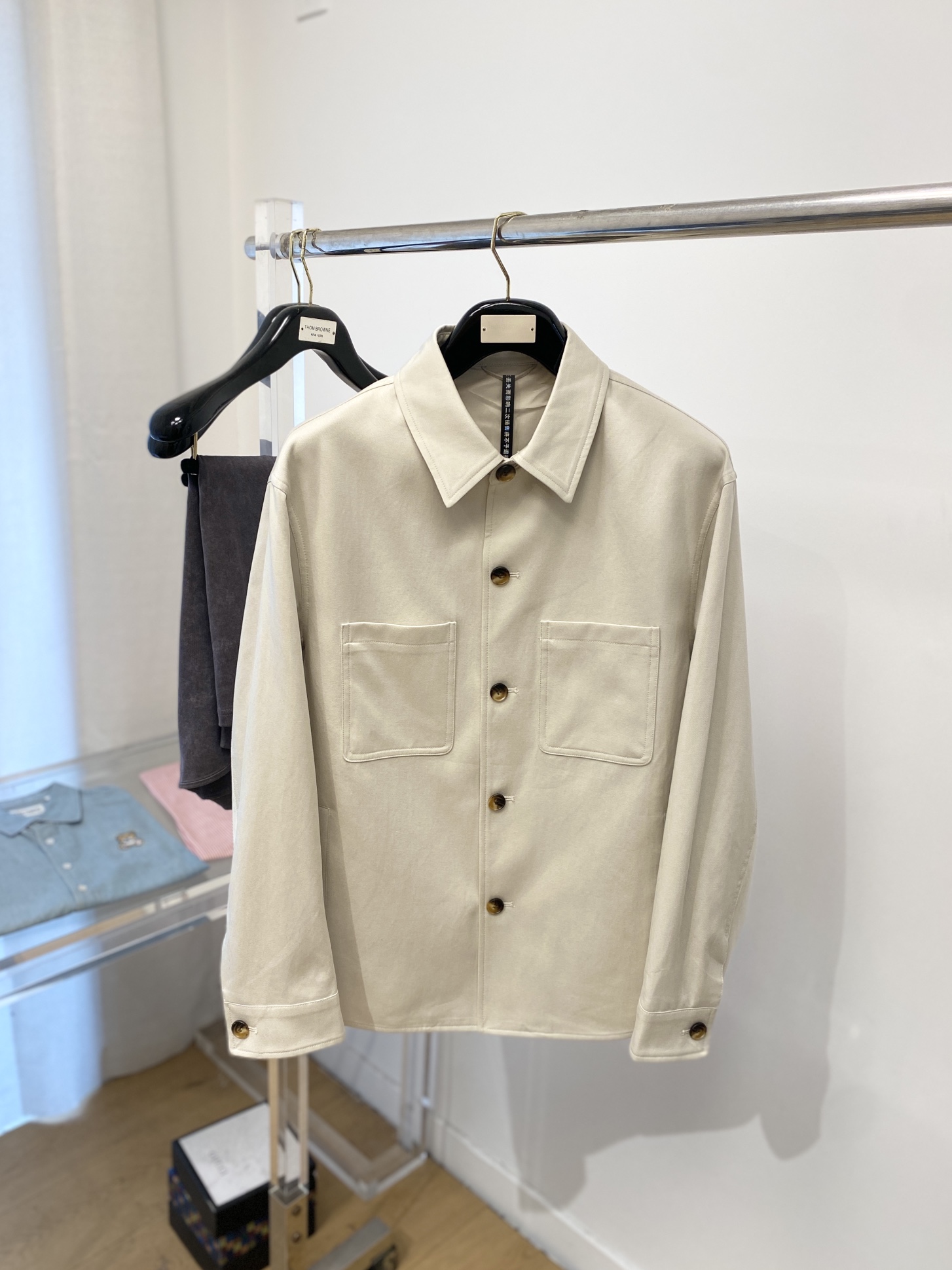 NO:124974,Zenia, 2025 new jacket jacket, fashionable and handsome, simple and versatile style, original auxiliary materials logo, customized original fabric, not only crisp, maintains the trendy silhouette, and is comfortable to wear, the yarn weaving is more delicate, the number M-3Xl, zegna, jackets & coats, jackets & coats, alexander wang19860909杰尼亚、2025新品夹克外套,时尚帅气,简约百搭款,原版辅料logo,定制原版面料,不仅挺括,保持潮流的廓形,又穿着舒适,纱织更细腻,码数M-3Xl,,zegna,jackets & coats,jackets & coats,alexander wang,Men's clothing