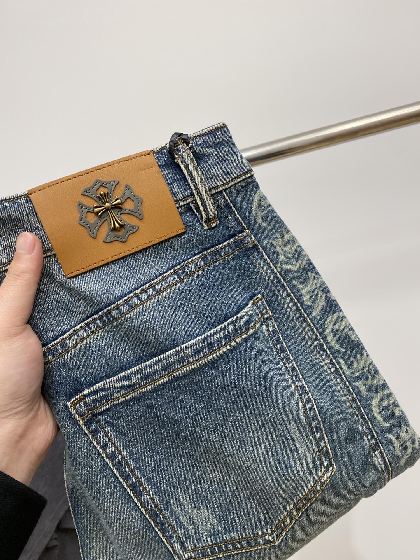 NO:124953,Croxin, 2025 latest products, special counters are available at the same time, original singles, washable casual jeans, imported original washing elastic fabric, comfortable and elastic, original hardware and auxiliary decorative logo, super positive style, extremely high grade, counter quality, fashionable and stylish upper body, 28-38, chrome hearts, jeans, alexander wang19860909克罗心、2025最新品,专柜同步有售,原单狠货,水洗休闲牛仔裤,进口原版水洗弹力面料,舒适有弹性,原版五金辅料装饰logo,版型超正,档次极高,专柜品质,上身时尚有型,码数28-38,,chrome hearts,jeans,alexander wang,Men's clothing