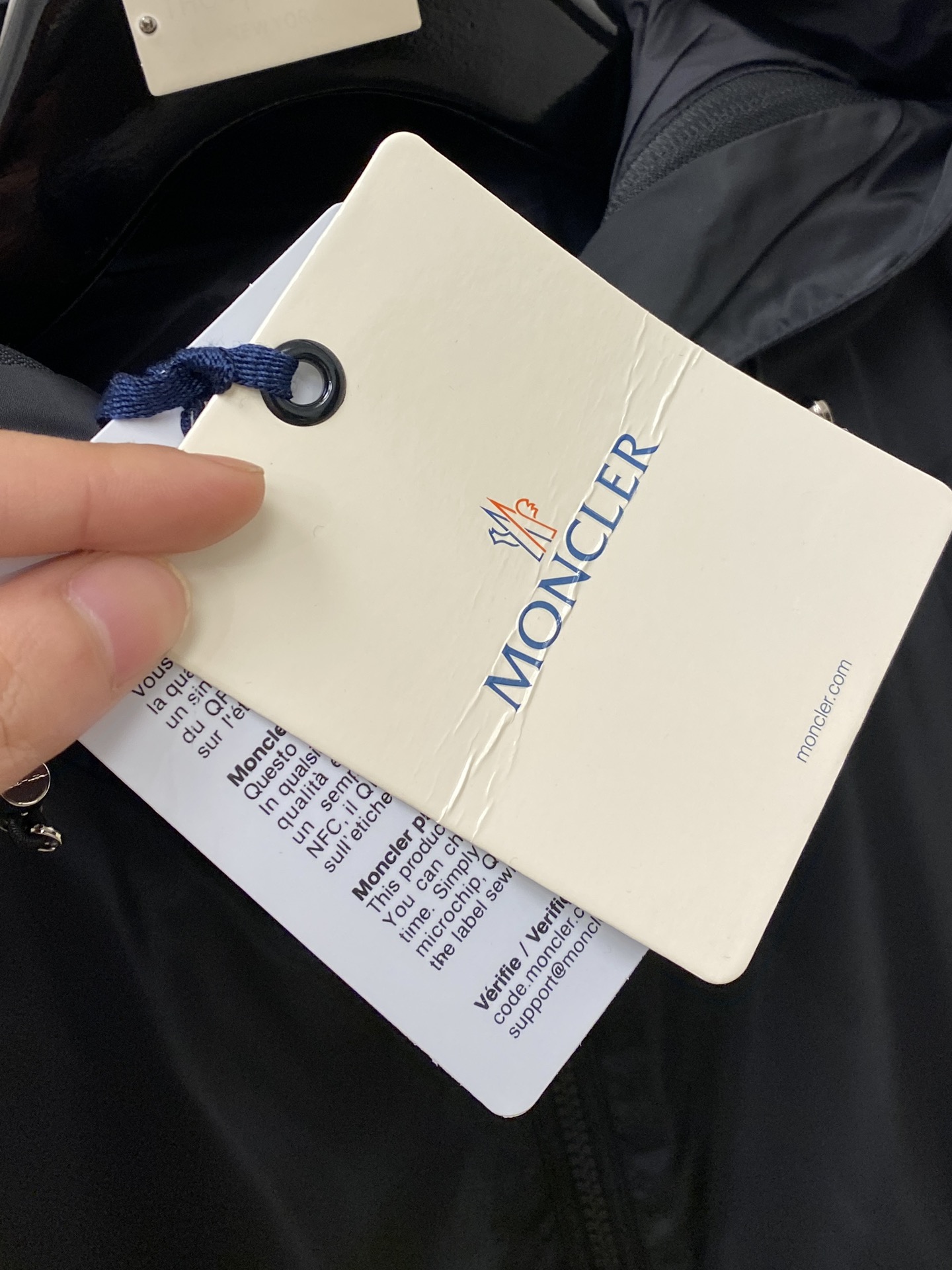 蒙口、2025新品夹克外套，时尚帅气，简约百搭款，袖口刺绣装饰图案logo，定制原版面料，不仅挺括，保持