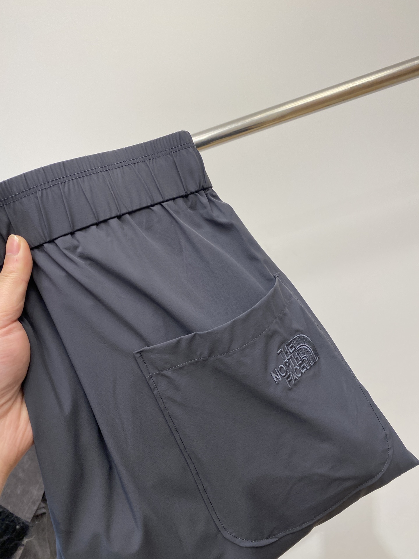 NO:127528,North and 2025 hot casual pants, high elasticity and slimming, simple and versatile, with fine workmanship, every needle can be seen attentively. Many celebrities and internet celebrities love the most, lengthen their body proportions!  Micro-spin ^_^Comfortable fabric Details M-3XL, loro piana, The North Face, alexander wang19860909北面、2025爆款休闲裤 高弹显瘦必爆简约百搭爆款,做工精细,每一针都看得到用心,超多明星网红最爱 拉长身材比例哦！微弹 ^_^舒适面料 细节体码数M-3XL,,loro piana,The North Face,alexander wang,Men's clothing