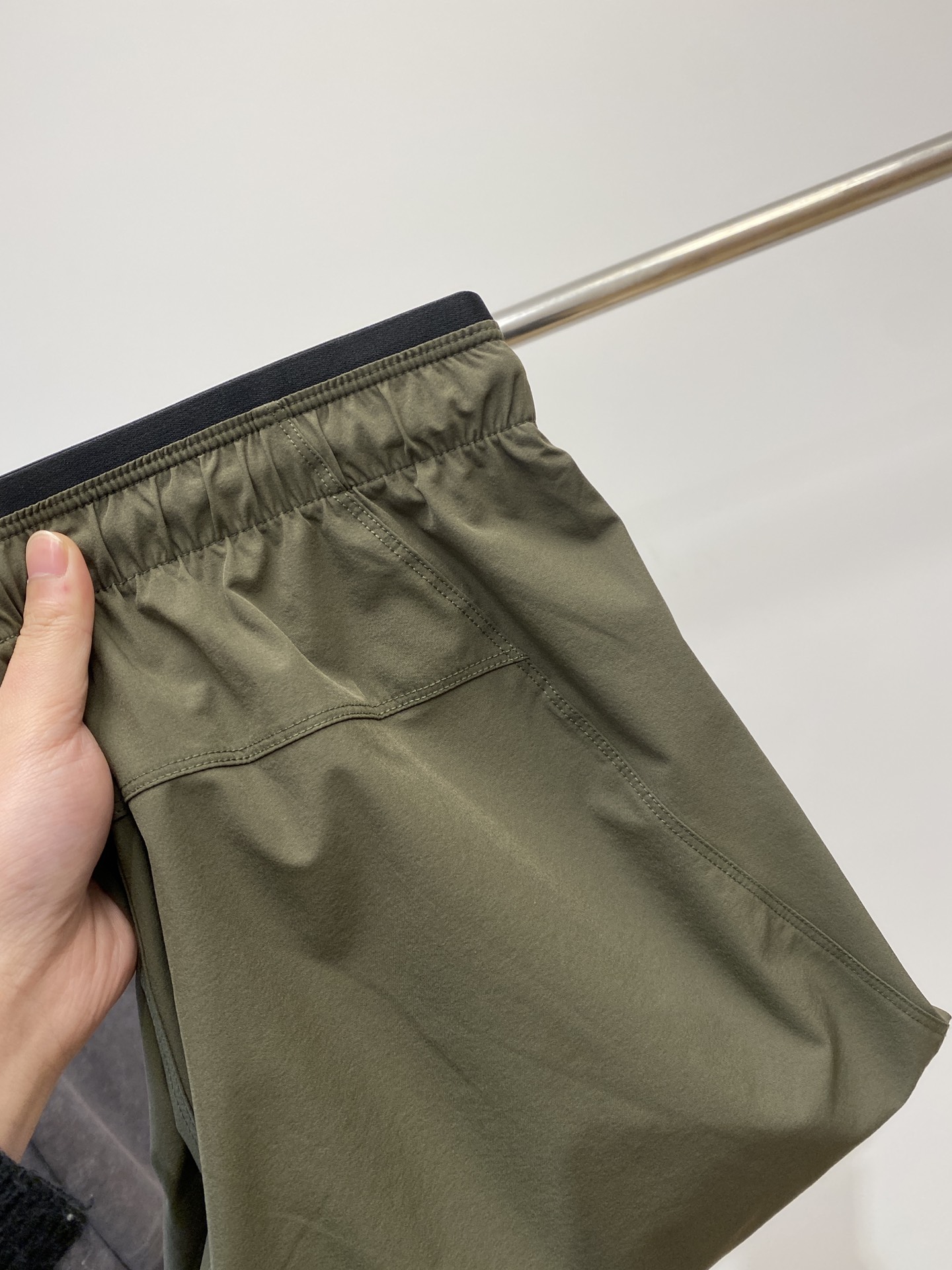 NO:127524,Archaeopteryx, 2025 hot casual pants, high elasticity, slimming, simple and versatile, with fine workmanship, every needle can be seen attentively. Many celebrities and internet celebrities love the most, lengthen their body proportions!  Micro-spin ^_^Comfortable fabric Details M-3XL, loro pianaarc'teryx, alexander wang19860909始祖鸟、2025爆款休闲裤 高弹显瘦必爆简约百搭爆款,做工精细,每一针都看得到用心,超多明星网红最爱 拉长身材比例哦！微弹 ^_^舒适面料 细节体码数M-3XL,,loro pianaarc'teryx,alexander wang,Men's clothing