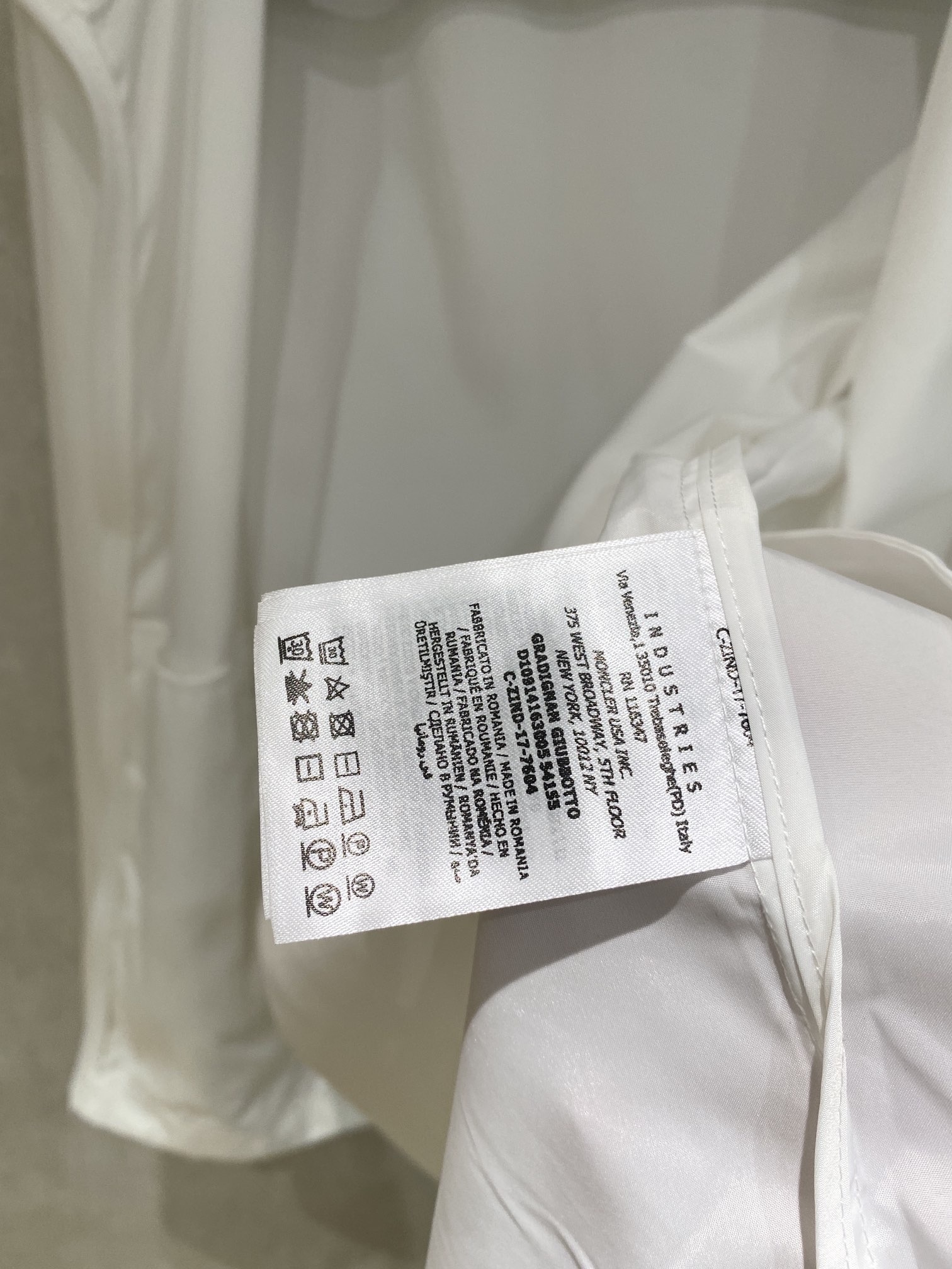 蒙口、2025新品夹克外套，时尚帅气，简约百搭款，袖口刺绣装饰图案logo，定制原版面料，不仅挺括，保持