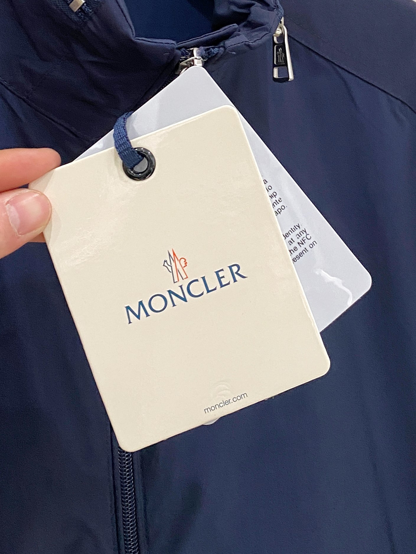 蒙口、2025新品夹克外套，时尚帅气，简约百搭款，袖口刺绣装饰图案logo，定制原版面料，不仅挺括，保持