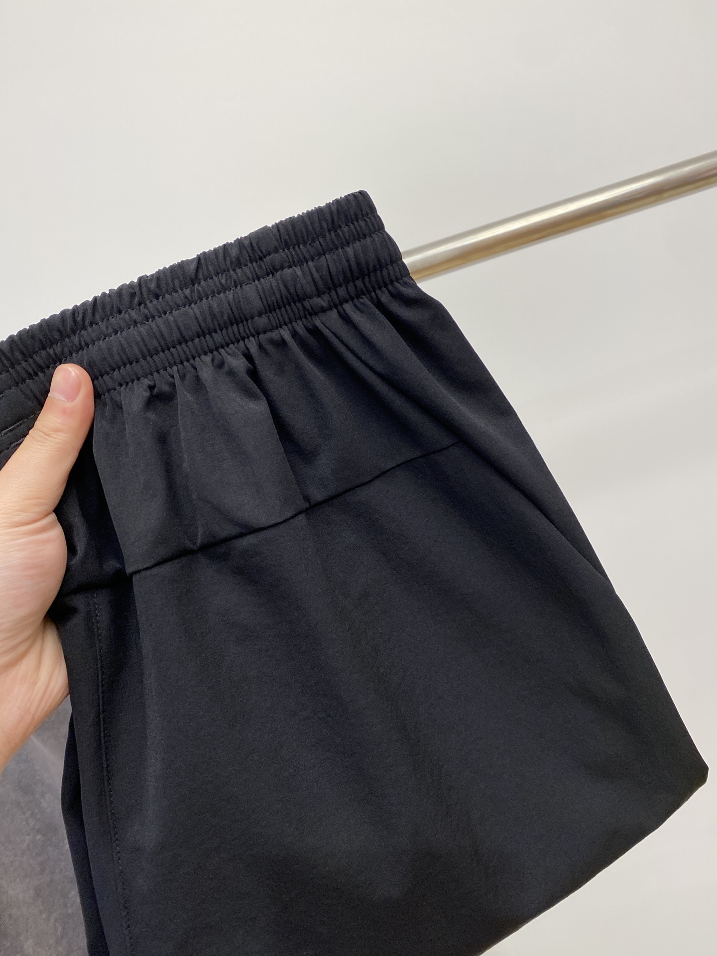 NO:131293,DESCENTE, hot casual pants, high elasticity, slimming, simple and versatile, with fine workmanship, every needle can be seen attentively. Many celebrities and internet celebrities love the most, lengthen their body proportions!  Micro-spin ^_^Comfortable fabric Details M-3XL, alexander wang19860909DESCENTE迪桑特、爆款休闲裤 高弹显瘦必爆简约百搭爆款,做工精细,每一针都看得到用心,超多明星网红最爱 拉长身材比例哦！微弹 ^_^舒适面料 细节体码数M-3XL,,alexander wang,Men's clothing