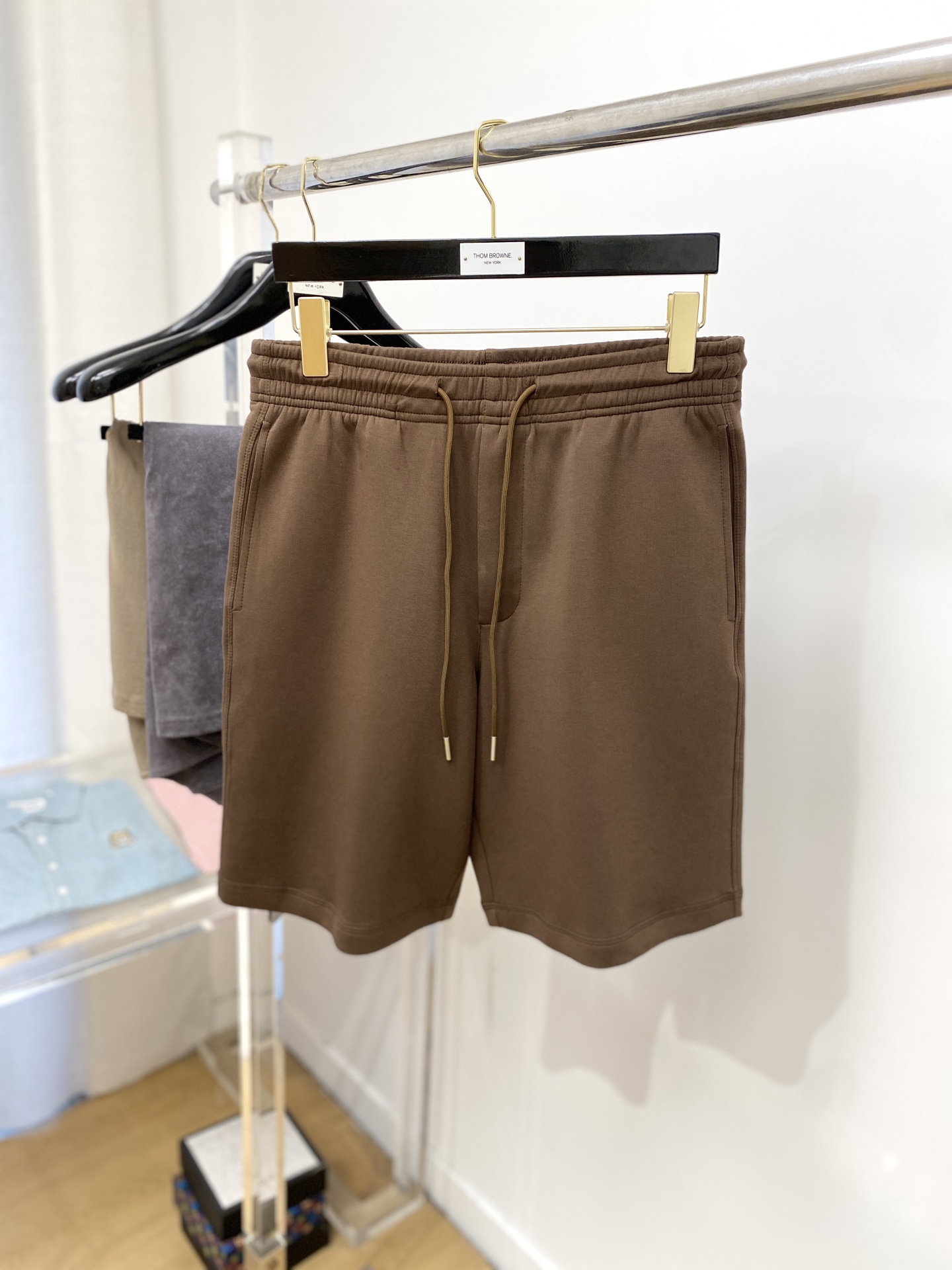 NO:137097,Burberry, 2025 hot casual shorts, high elasticity and slimming, simple and versatile, with fine workmanship, every needle can be seen with care, many celebrity internet celebrities love the most, lengthen the body proportions!  Micro-spin ^_^Comfortable fabric Details S-XXL, burberry, shorts, alexander wang19860909巴宝莉、2025爆款休闲短裤 高弹显瘦必爆简约百搭爆款,做工精细,每一针都看得到用心,超多明星网红最爱 拉长身材比例哦！微弹 ^_^舒适面料 细节体码数S-XXL,,burberry,shorts,alexander wang,Men's clothing