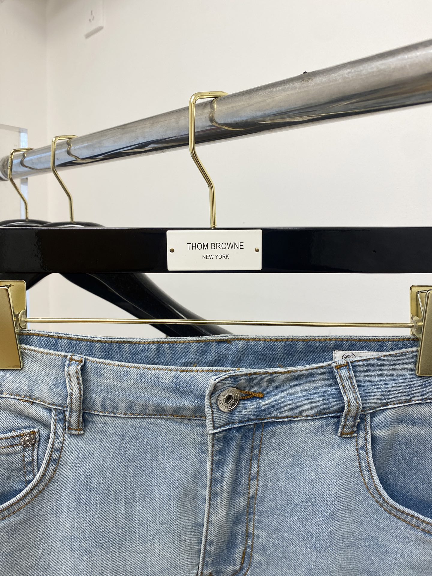 Brunello Cucinelli、2025最新品，专柜同步有售，原单狠货，水洗休闲牛仔裤，进口原版水