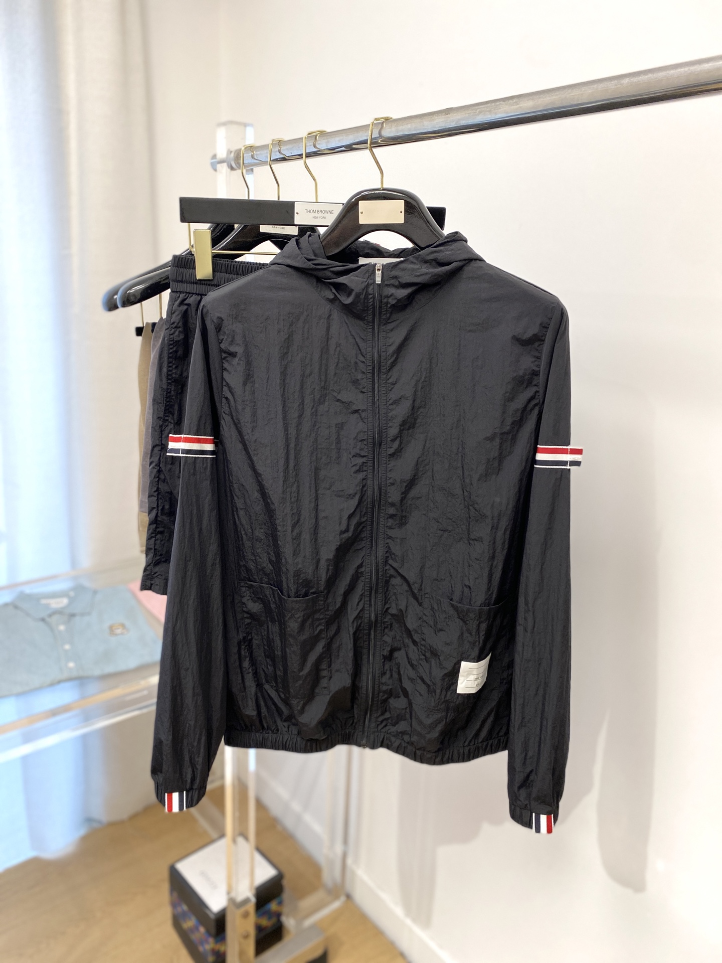 NO:160791,TB, the latest products in 2025, fashionable and casual suits, top-grade original fabrics, comfortable to wear, good moisture absorption and breathability, and extremely high color fastness!  Both the inner wear and the outer wear are very good, the number is 0-4. A set, alexander wang19860909TB、2025最新品,时尚休闲套装,顶级原版面料打造,穿着舒适,吸湿性透气性都非常良好,色牢度超高！无论内搭还是外穿都非常出彩码数0-4码 一套,,alexander wang,Men's clothing