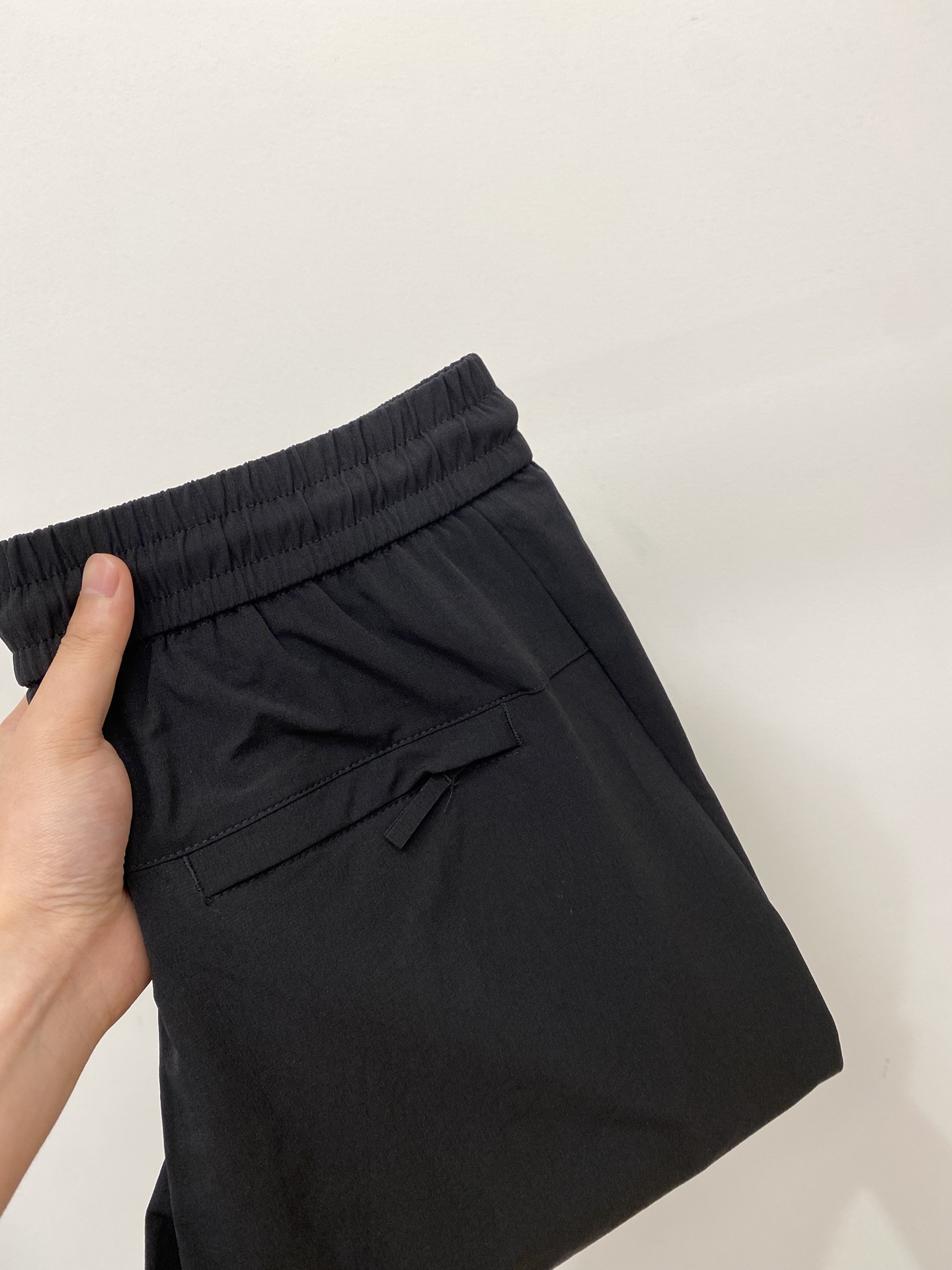 NO:521356,Archaeopteryx, hot casual pants, high elasticity, slimming, simple and versatile, with fine workmanship, every needle can be seen attentively. Many celebrities and internet celebrities love the most, lengthen their body proportions!  Micro-spin ^_^Comfortable fabric Details M-3XL, arc'teryx,alexander wang19860909始祖鸟、爆款休闲裤 高弹显瘦必爆简约百搭爆款,做工精细,每一针都看得到用心,超多明星网红最爱 拉长身材比例哦！微弹 ^_^舒适面料 细节体码数M-3XL,arc'teryx,alexander wang,Men's clothing