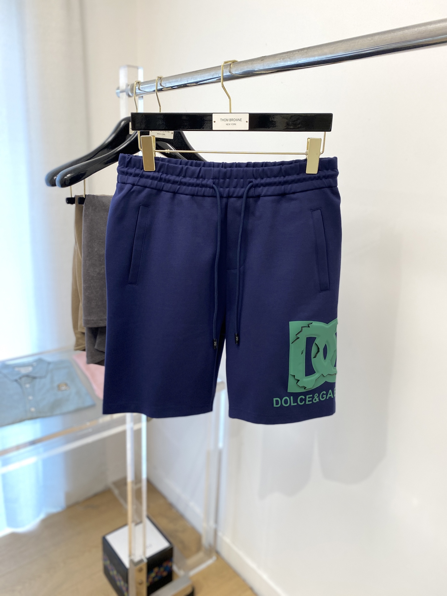 NO:421632,DG, 2025 hot casual shorts, high elasticity and slimming, simple and versatile, with fine workmanship, every needle can be seen with care, many celebrity celebrities love the most, lengthen the body proportions!  Micro-spin ^_^Comfortable fabric Details M-3XL, shorts, alexander wang19860909DG、2025爆款休闲短裤 高弹显瘦必爆简约百搭爆款,做工精细,每一针都看得到用心,超多明星网红最爱 拉长身材比例哦！微弹 ^_^舒适面料 细节体码数M-3XL,,shorts,alexander wang,Men's clothing