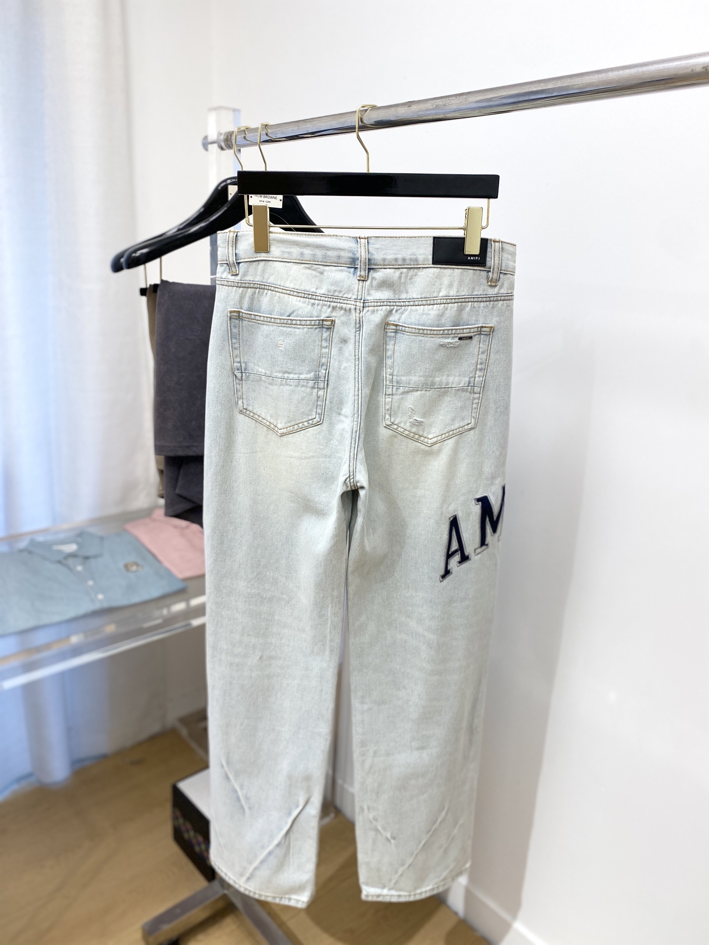 AMIRI、2025最新品，专柜同步有售，原单狠货，水洗休闲牛仔裤，进口原版水洗弹力面料，舒适有弹性，原