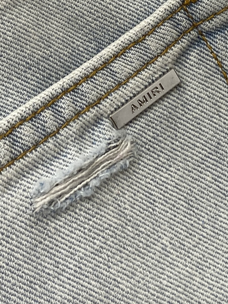 AMIRI、2025最新品，专柜同步有售，原单狠货，水洗休闲牛仔裤，进口原版水洗弹力面料，舒适有弹性，原