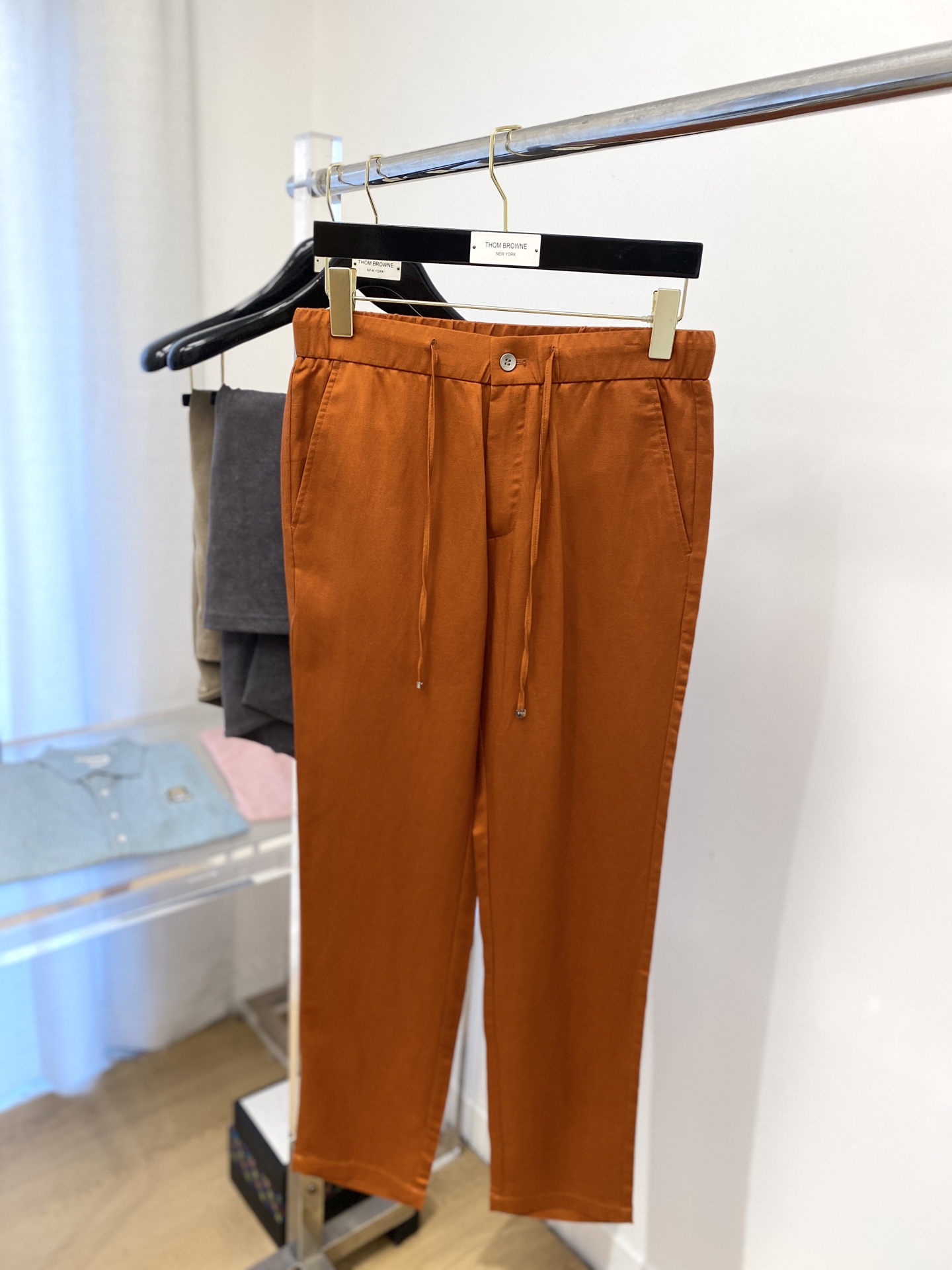 “Vintage Suit with Heart: Comfortable Microbombs Fabric, Sizes S-XXL, Style P753” - 图片 2