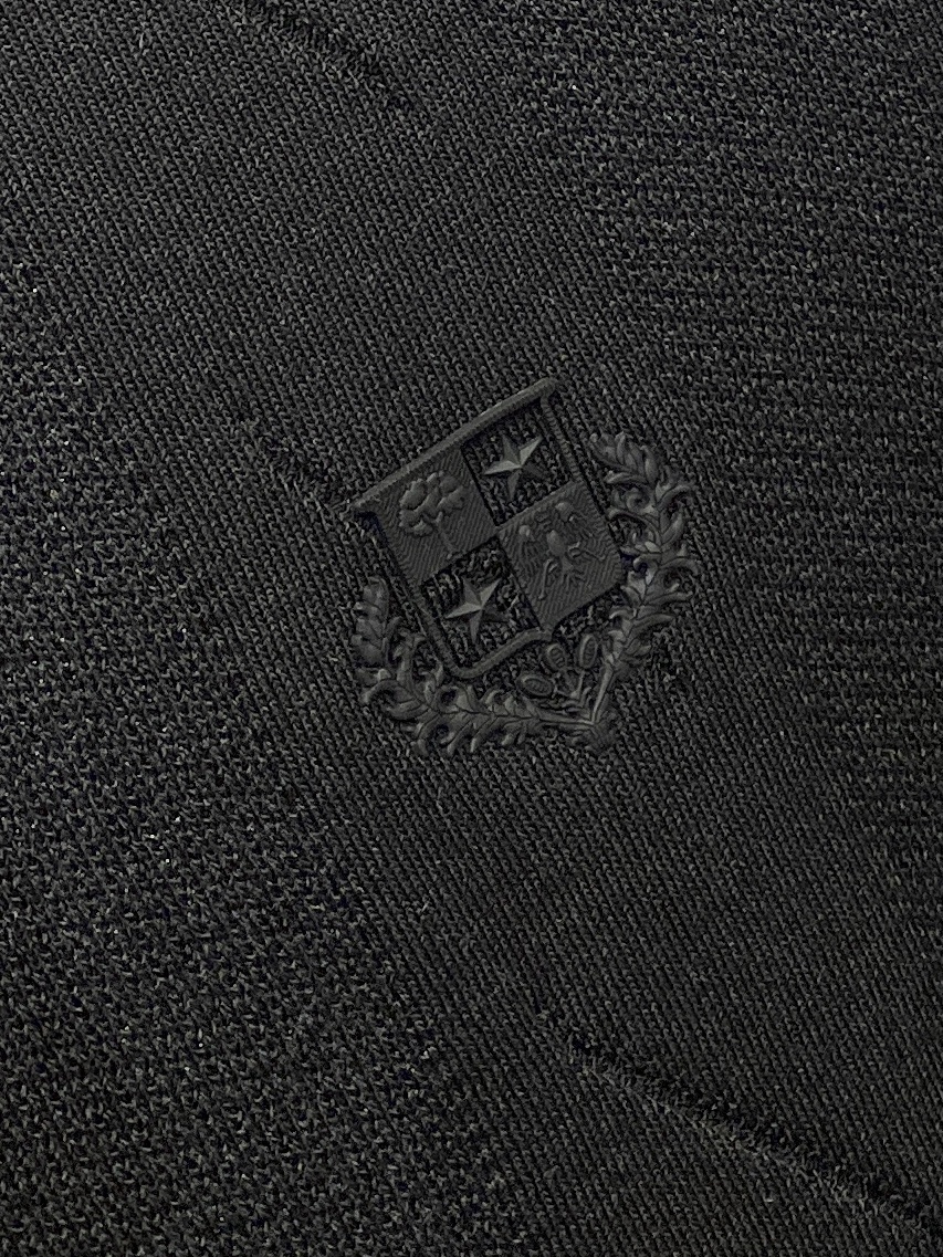 Brunello Cucinelli、2025最新款针织短袖T恤，帅气时尚，胸前精致刺绣图案logo，简