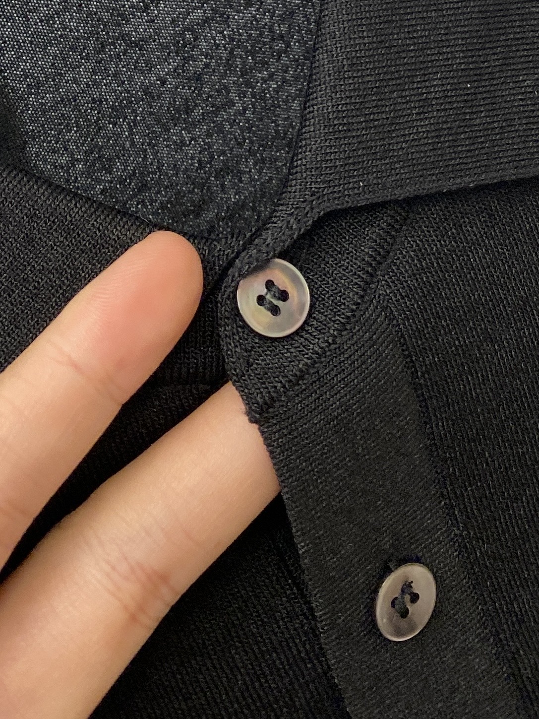 Brunello Cucinelli、2025最新款针织短袖T恤，帅气时尚，胸前精致刺绣图案logo，简