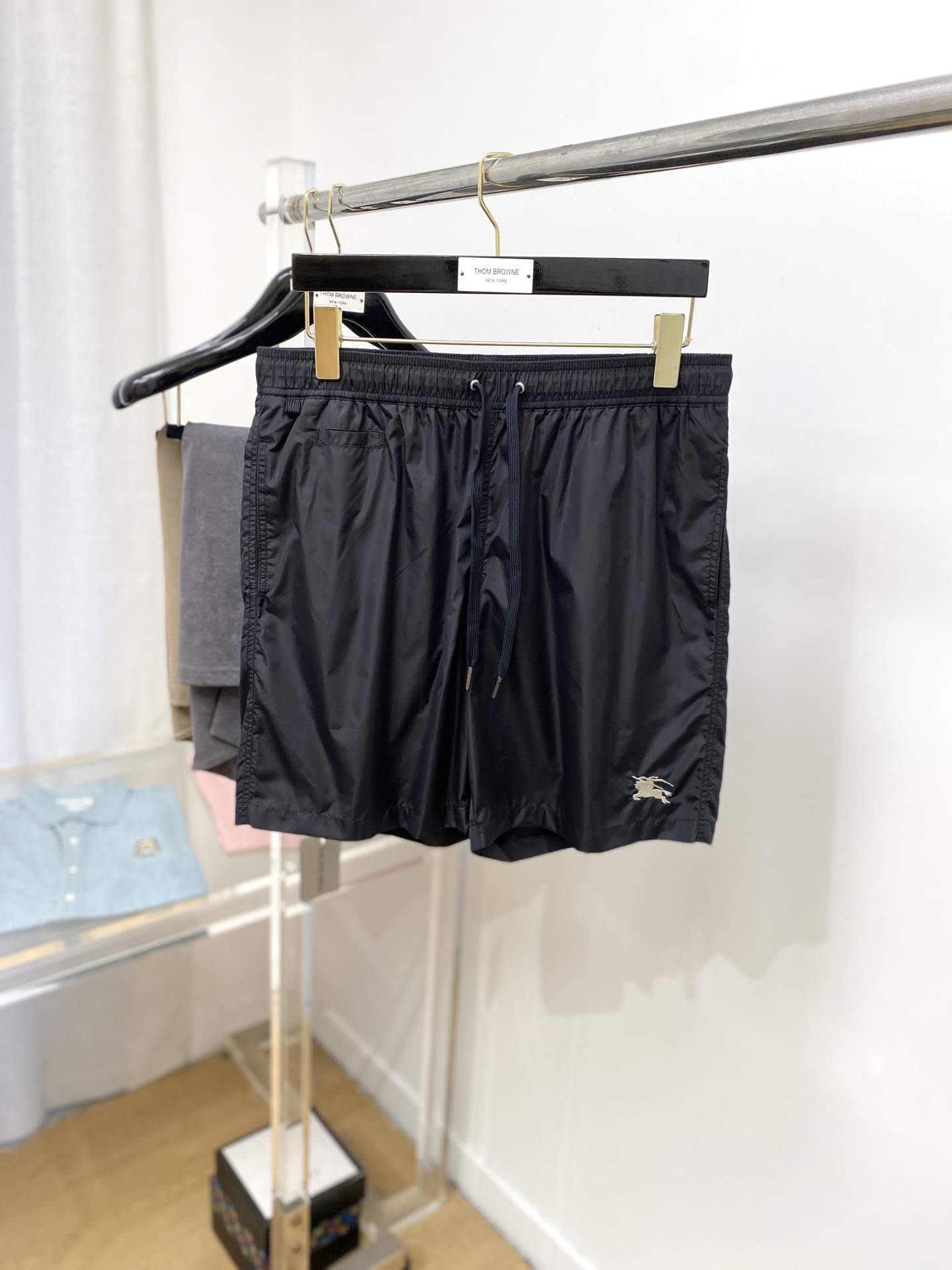 NO:451105,Burberry, 2025 hot casual shorts, high elasticity and slimming, simple and versatile, with fine workmanship, every needle can be seen with care, many celebrity internet celebrities love the most, lengthen the body proportions!  Micro-spin ^_^Comfortable fabric Details S-XXL, burberry, loro piana, shorts, alexander wang19860909巴宝莉、2025爆款休闲短裤 高弹显瘦必爆简约百搭爆款,做工精细,每一针都看得到用心,超多明星网红最爱 拉长身材比例哦！微弹 ^_^舒适面料 细节体码数S-XXL,,burberry,loro piana,shorts,alexander wang,Men's clothing