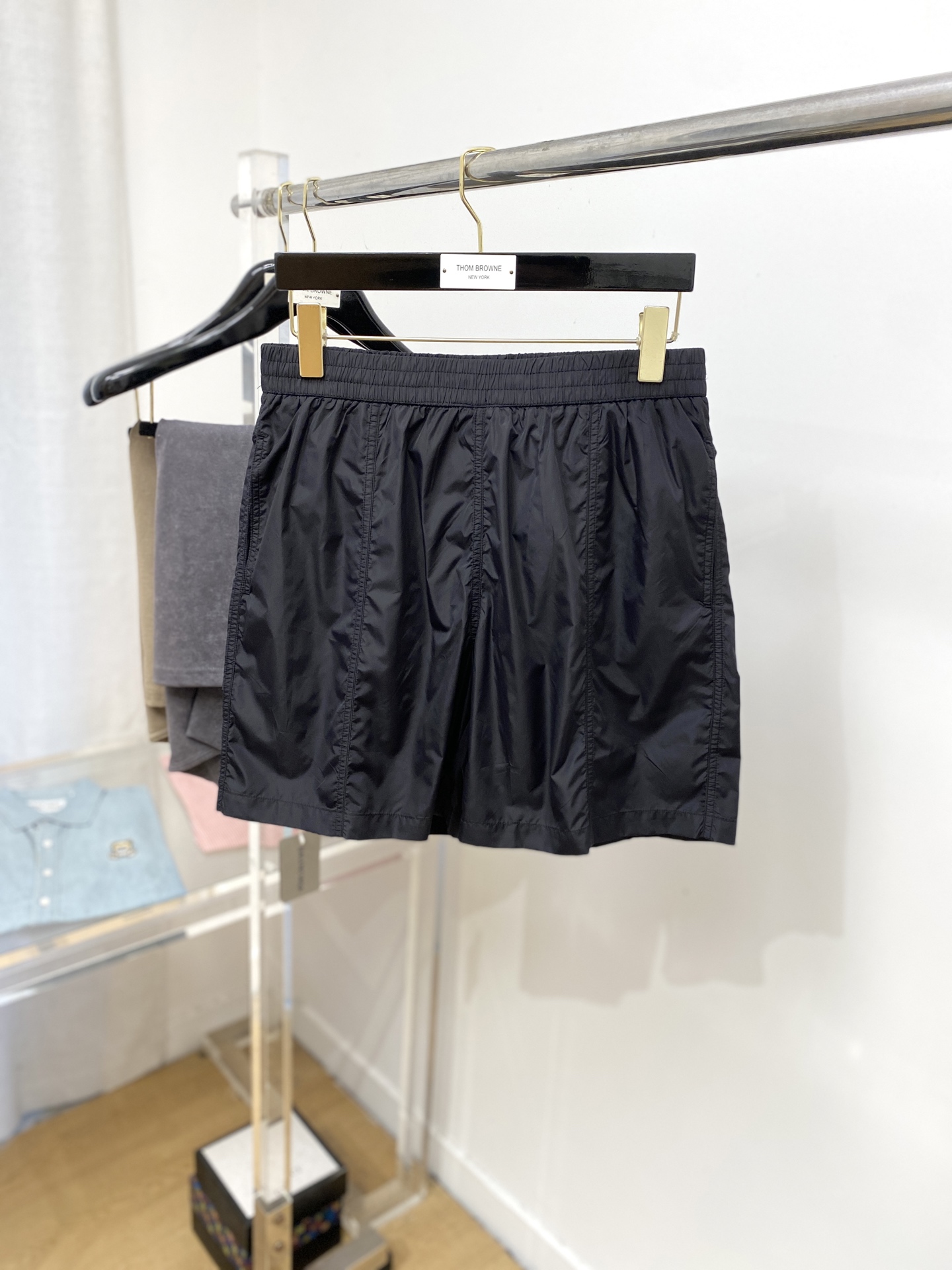 NO:451114,ami, 2025 hot casual shorts, high elasticity and slimming, simple and versatile, with fine workmanship, every needle can be seen attentively, many celebrity internet celebrities love the most, lengthen the body proportions!  Micro-spin ^_^Comfortable fabric Details S-XXL, shorts, alexander wang19860909ami、2025爆款休闲短裤 高弹显瘦必爆简约百搭爆款,做工精细,每一针都看得到用心,超多明星网红最爱 拉长身材比例哦！微弹 ^_^舒适面料 细节体码数S-XXL,,shorts,alexander wang,Men's clothing